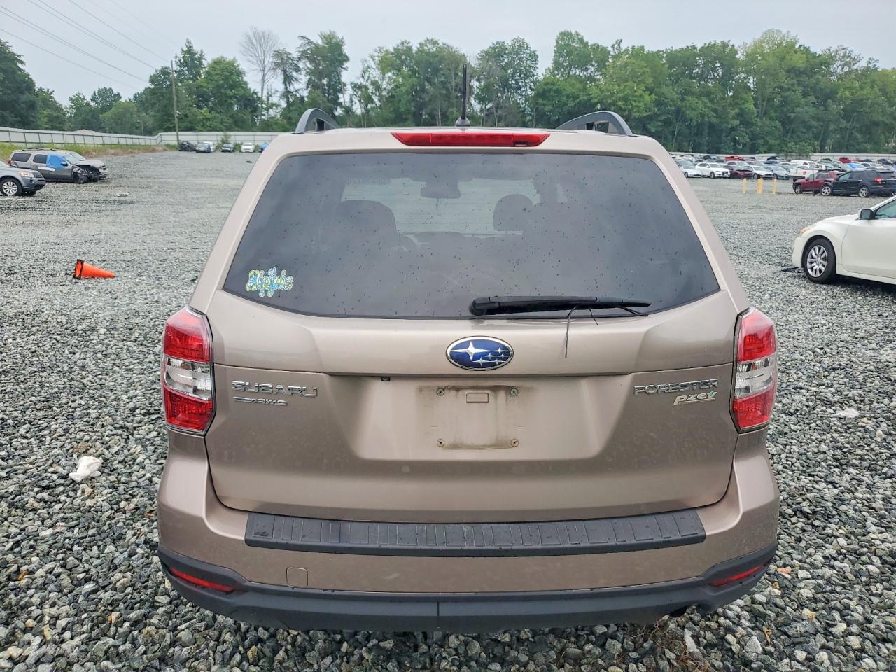 2014 Subaru Forester 2.5i Premium Gold vin: JF2SJADC3EH436335