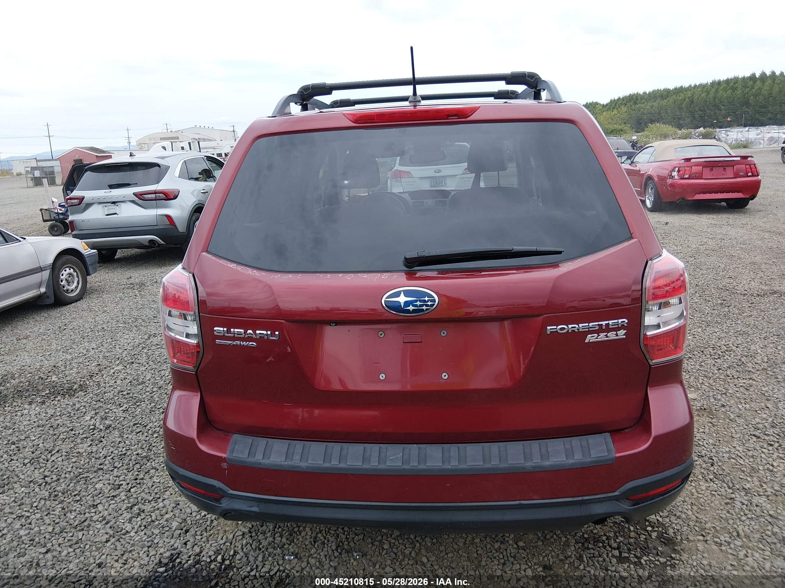 2014 Subaru Forester 2.5i Premium Red vin: JF2SJADC3EH459582