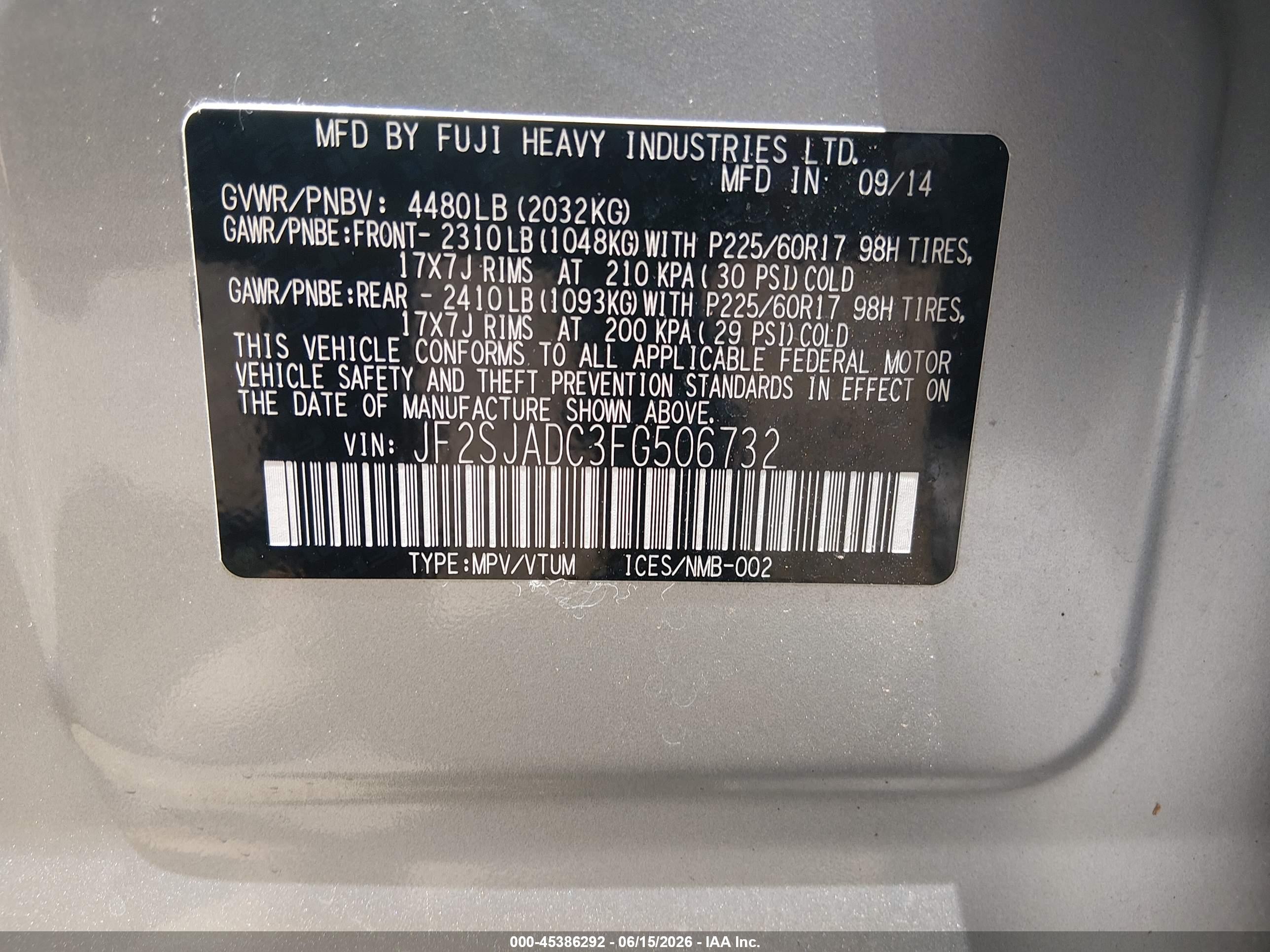 2015 Subaru Forester 2.5i Premium Silver vin: JF2SJADC3FG506732