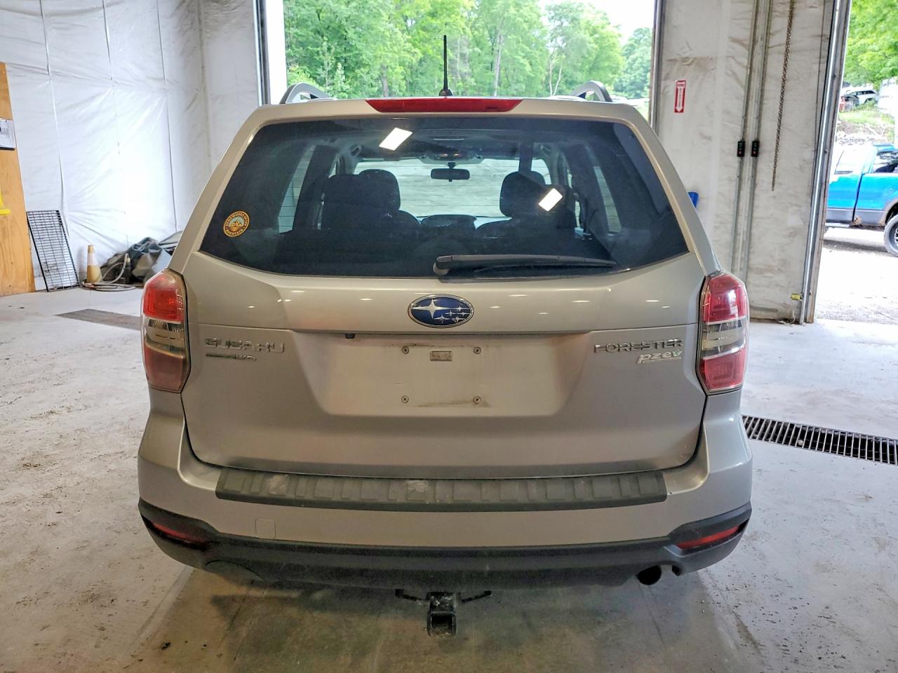 2015 Subaru Forester 2.5i Premium Silver vin: JF2SJADC3FG530240