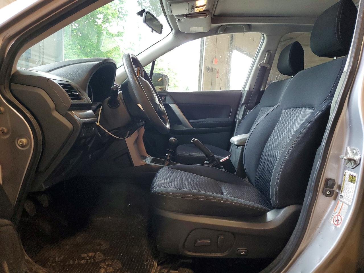 2015 Subaru Forester 2.5i Premium Silver vin: JF2SJADC3FG530240