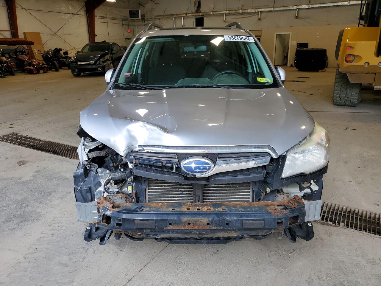 2015 Subaru Forester 2.5i Premium Silver vin: JF2SJADC3FG530240