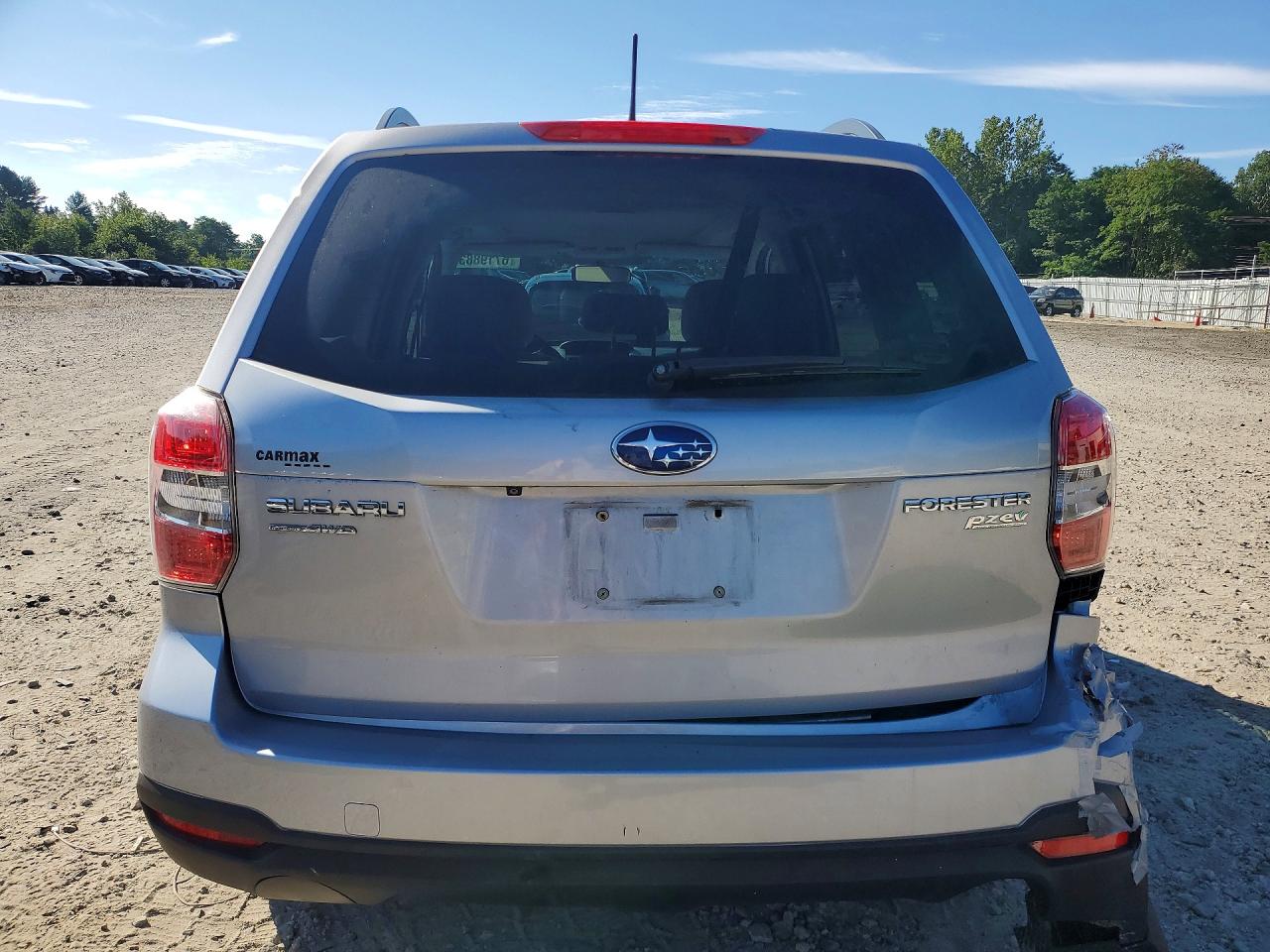 2015 Subaru Forester 2.5i Premium Silver vin: JF2SJADC3FH415115