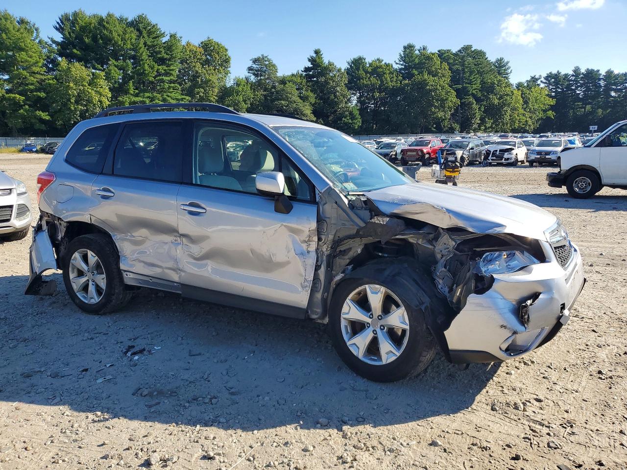 2015 Subaru Forester 2.5i Premium Silver vin: JF2SJADC3FH415115