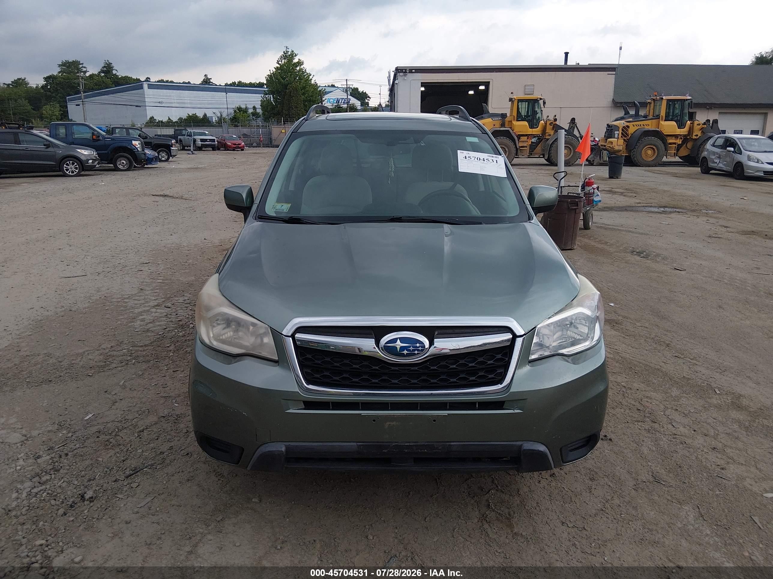 2015 Subaru Forester 2.5i Premium Red vin: JF2SJADC3FH433758