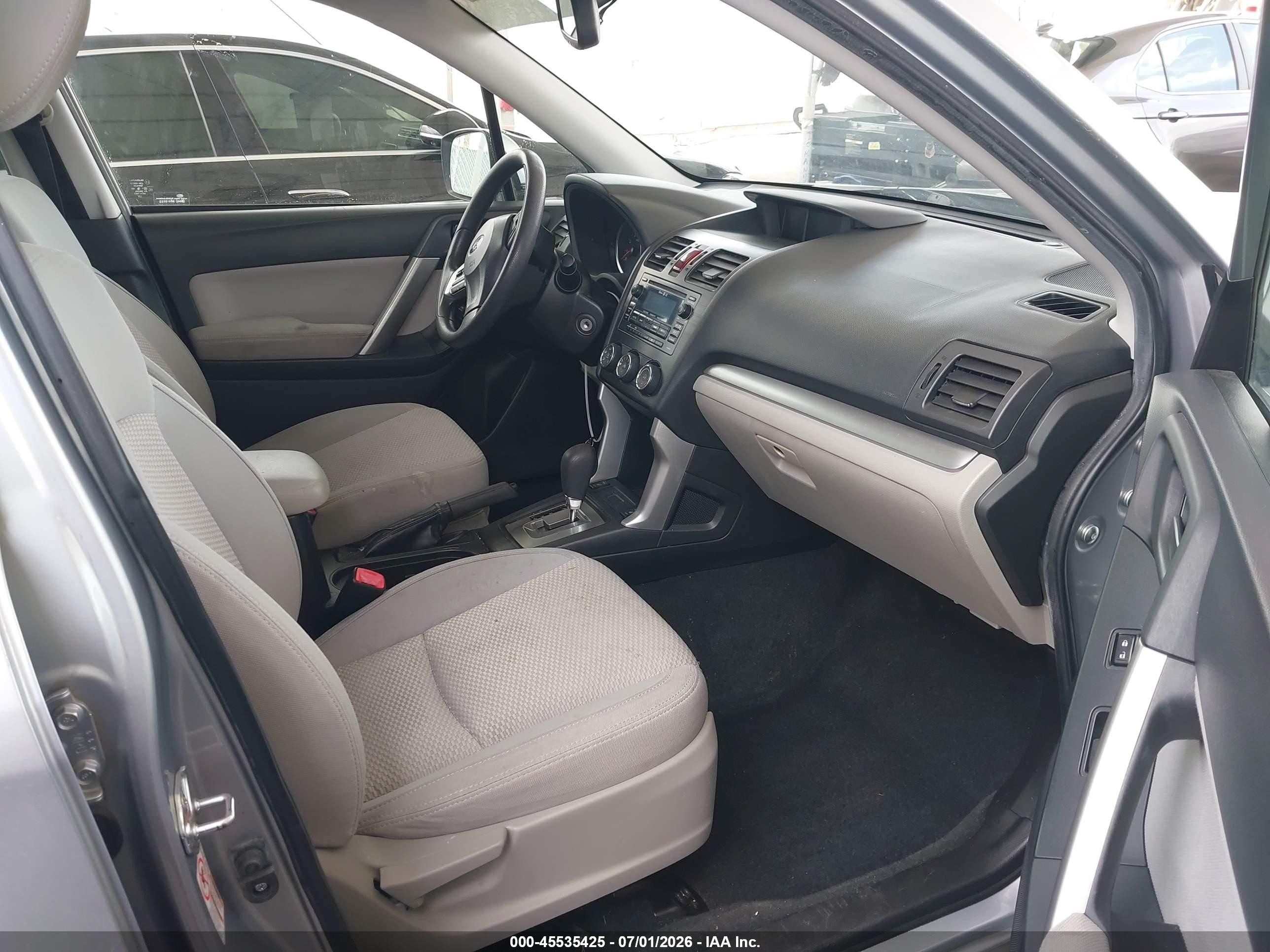 2015 Subaru Forester 2.5i Premium Серый vin: JF2SJADC3FH440399
