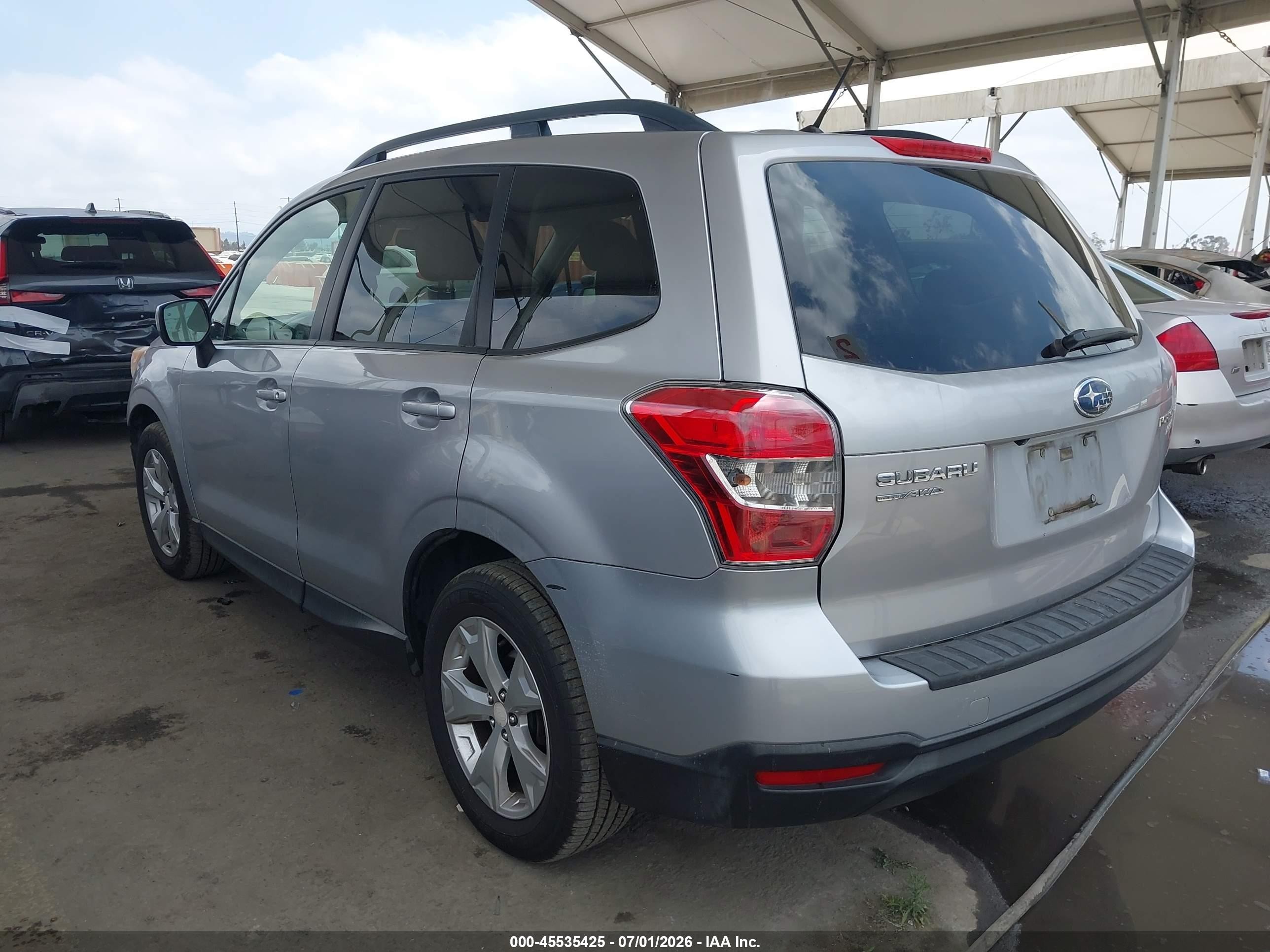 2015 Subaru Forester 2.5i Premium Серый vin: JF2SJADC3FH440399