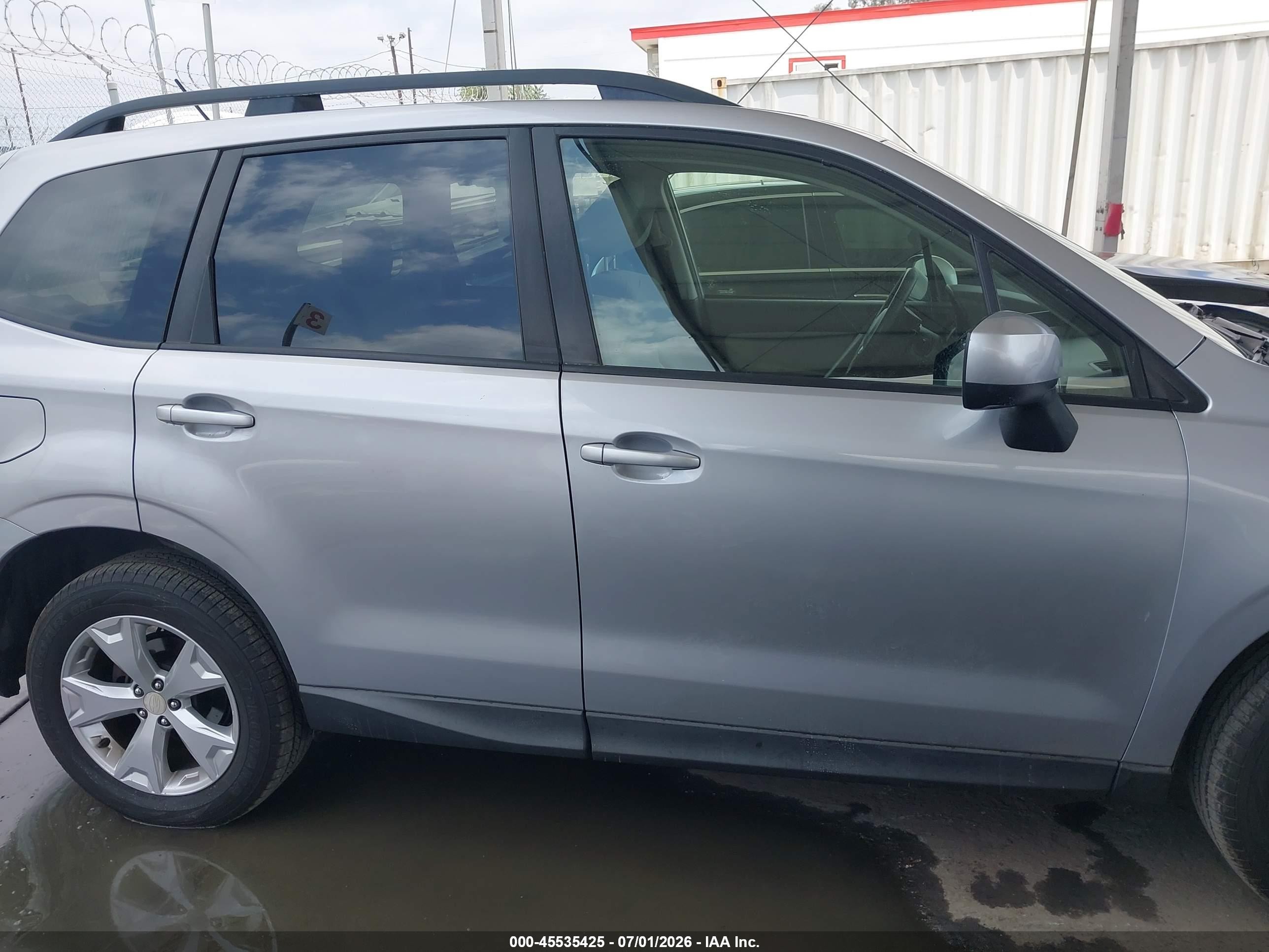2015 Subaru Forester 2.5i Premium Серый vin: JF2SJADC3FH440399