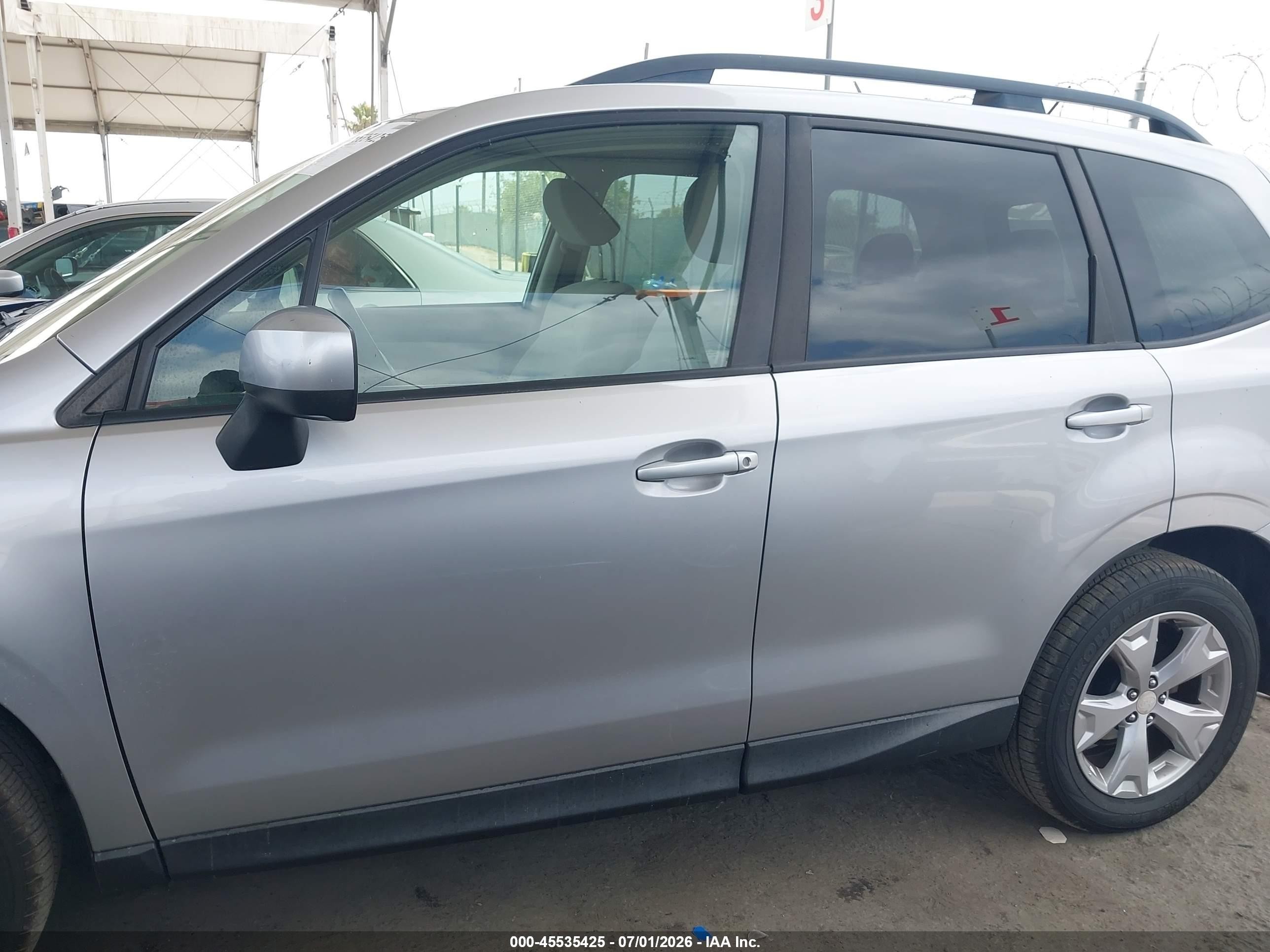 2015 Subaru Forester 2.5i Premium Серый vin: JF2SJADC3FH440399