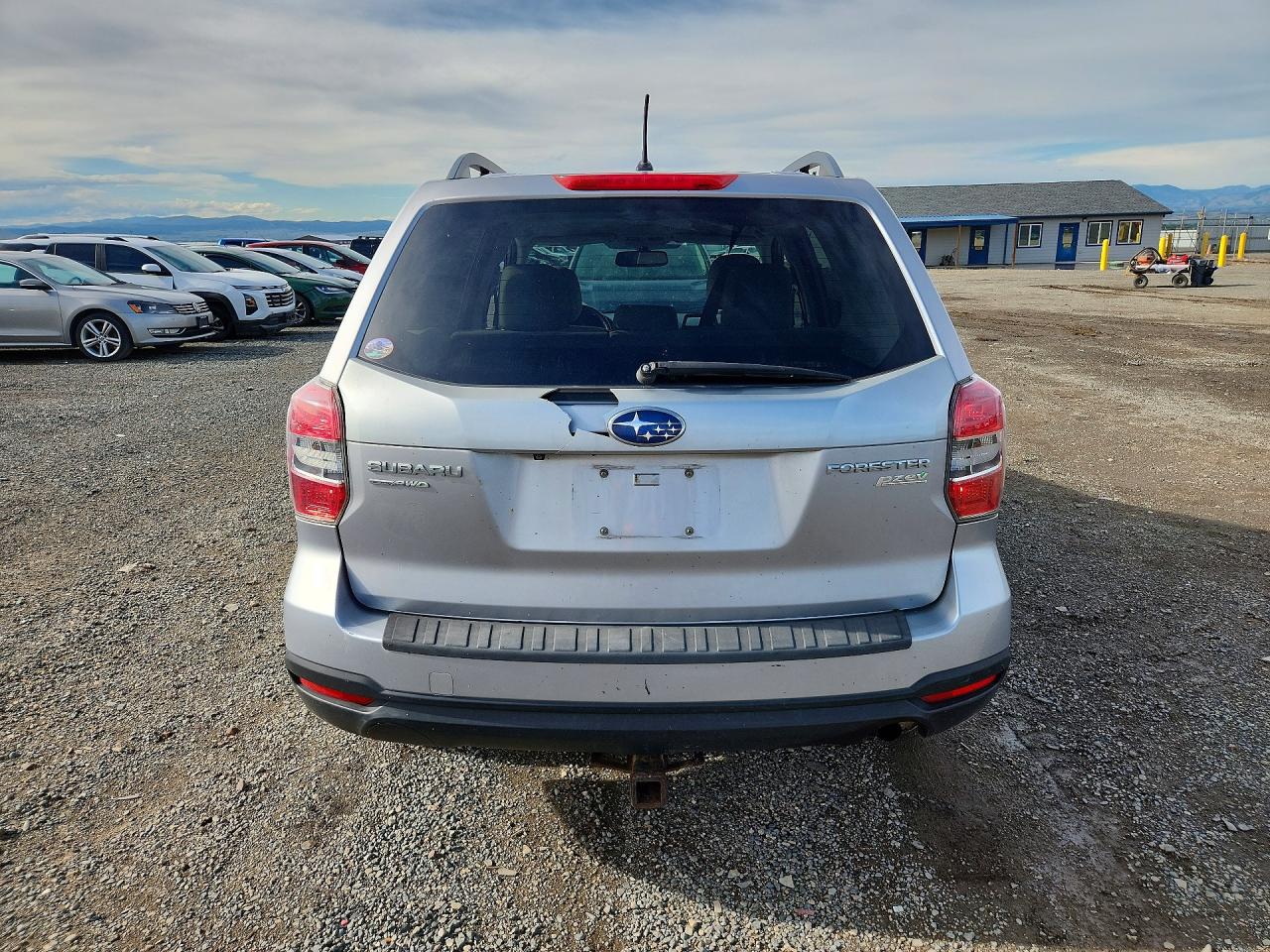2015 Subaru Forester 2.5i Premium Silver vin: JF2SJADC3FH467747