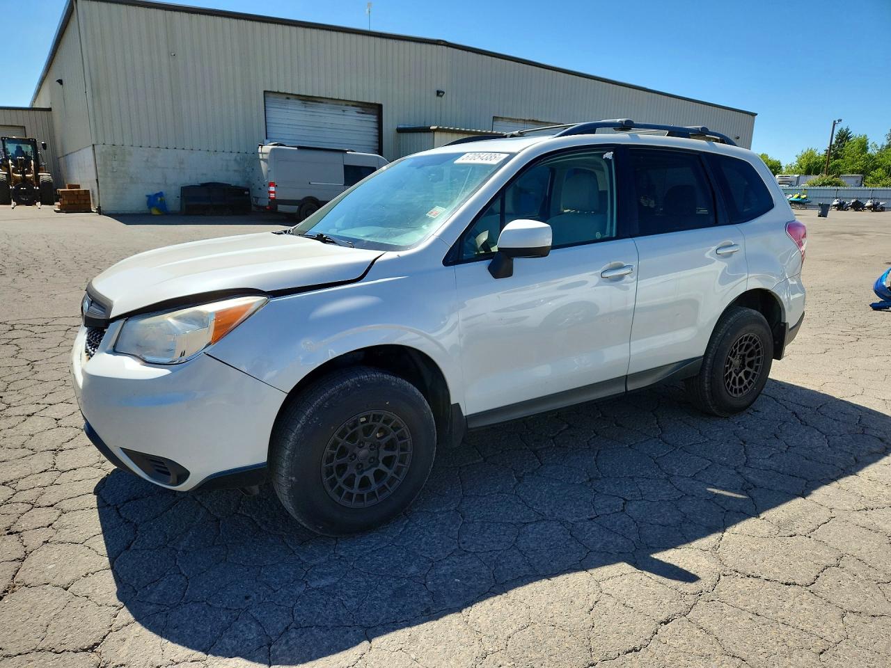 2015 Subaru Forester 2.5i Premium White vin: JF2SJADC3FH492244