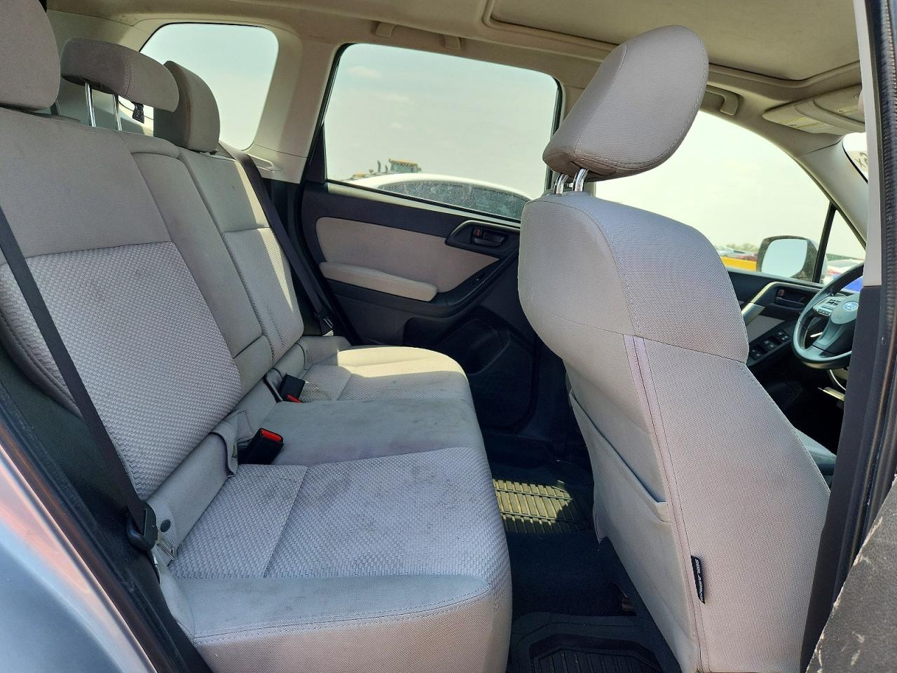 2015 Subaru Forester 2.5i Premium Silver vin: JF2SJADC3FH502979