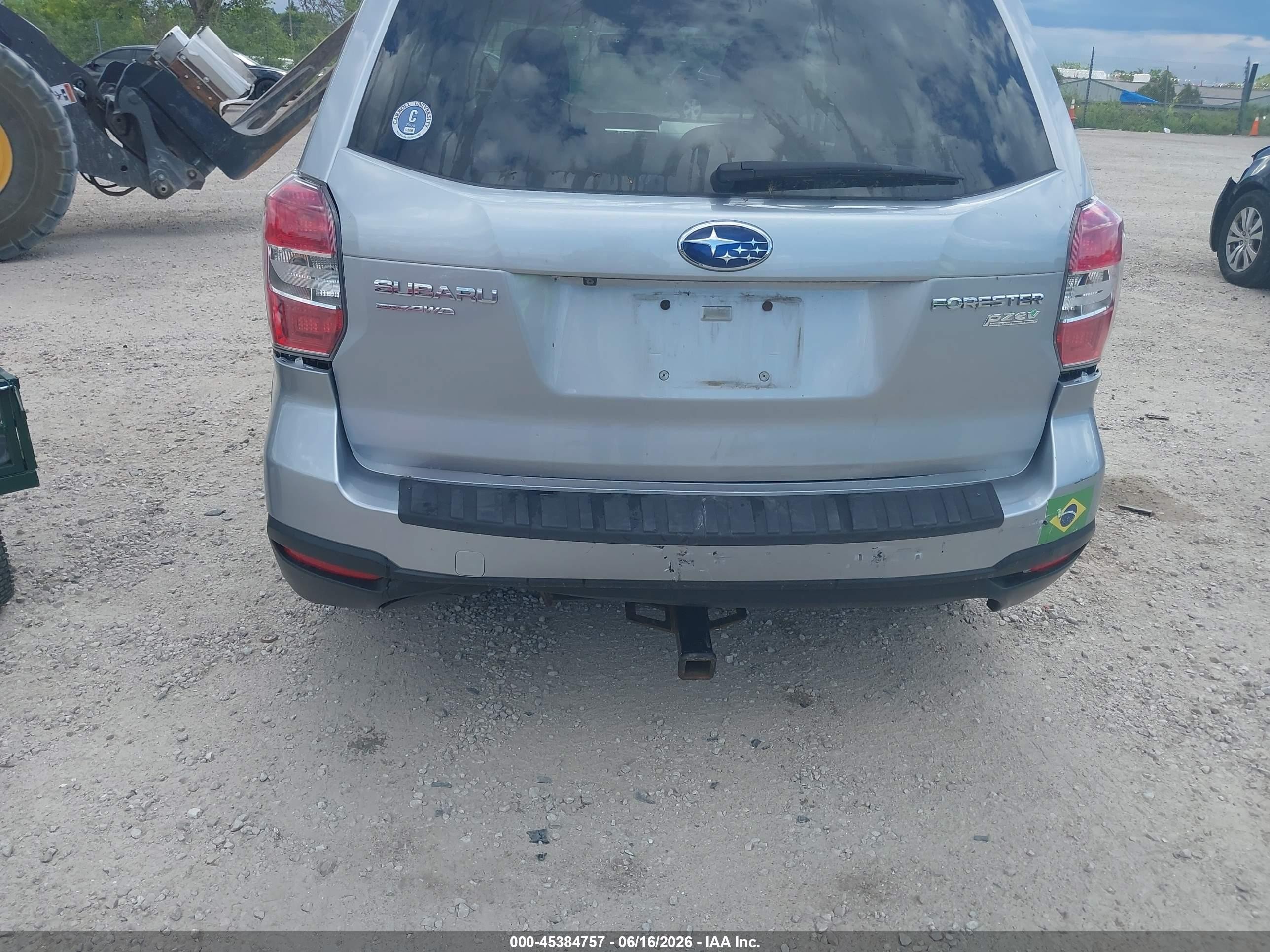 2015 Subaru Forester 2.5i Premium Silver vin: JF2SJADC3FH515201