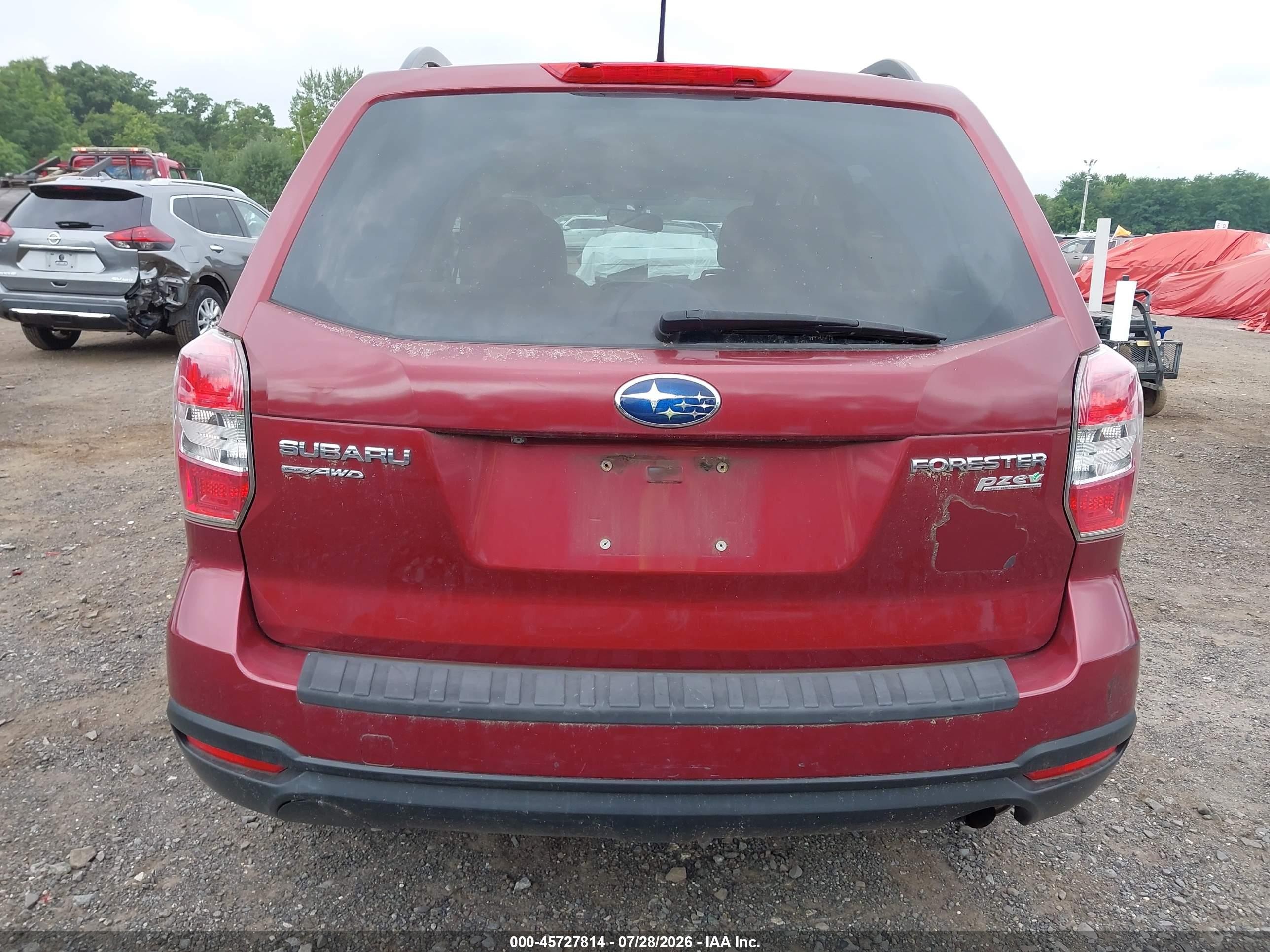 2015 Subaru Forester 2.5i Premium Red vin: JF2SJADC3FH574538