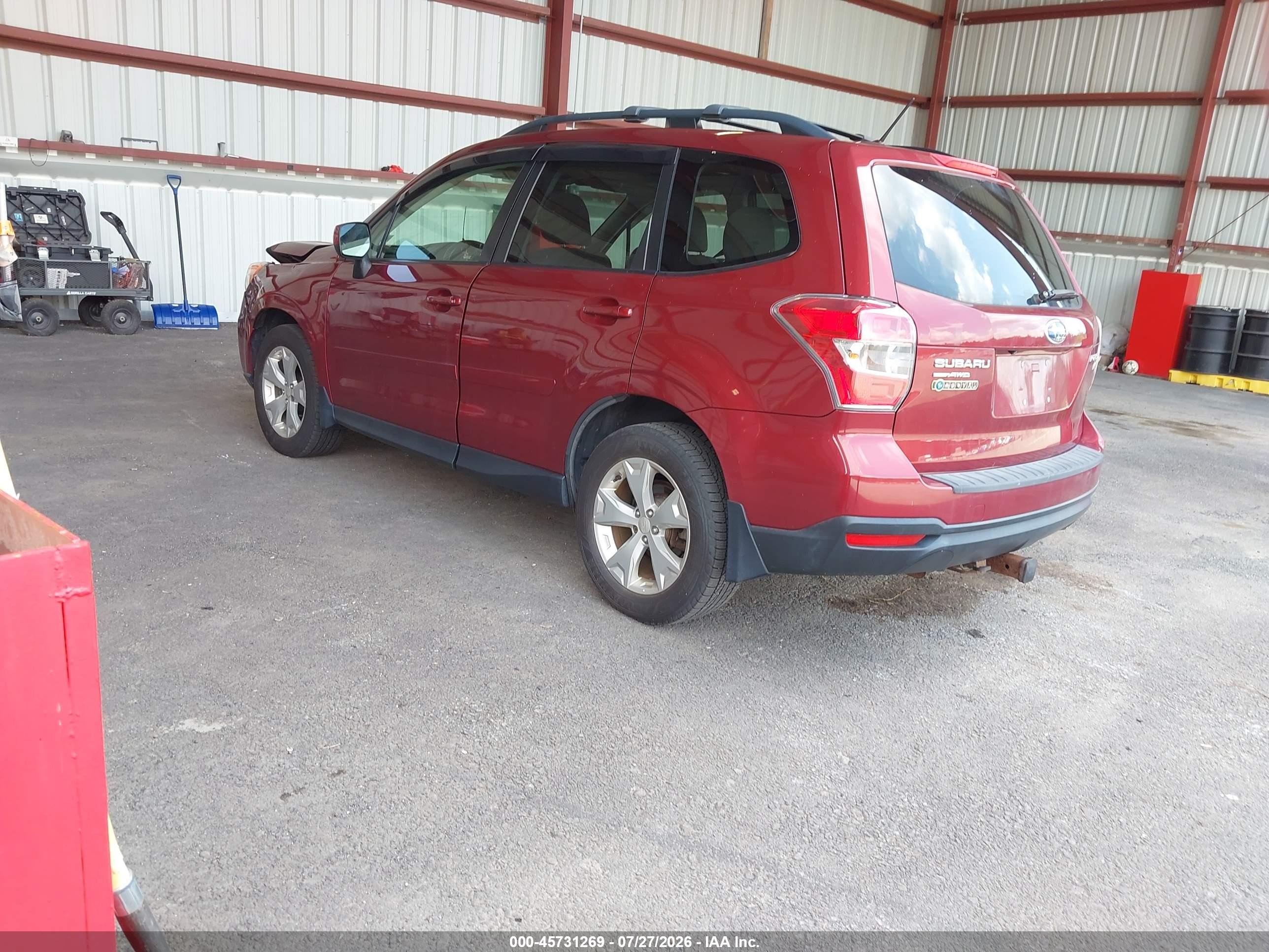 2015 Subaru Forester 2.5i Premium Red vin: JF2SJADC3FH816213