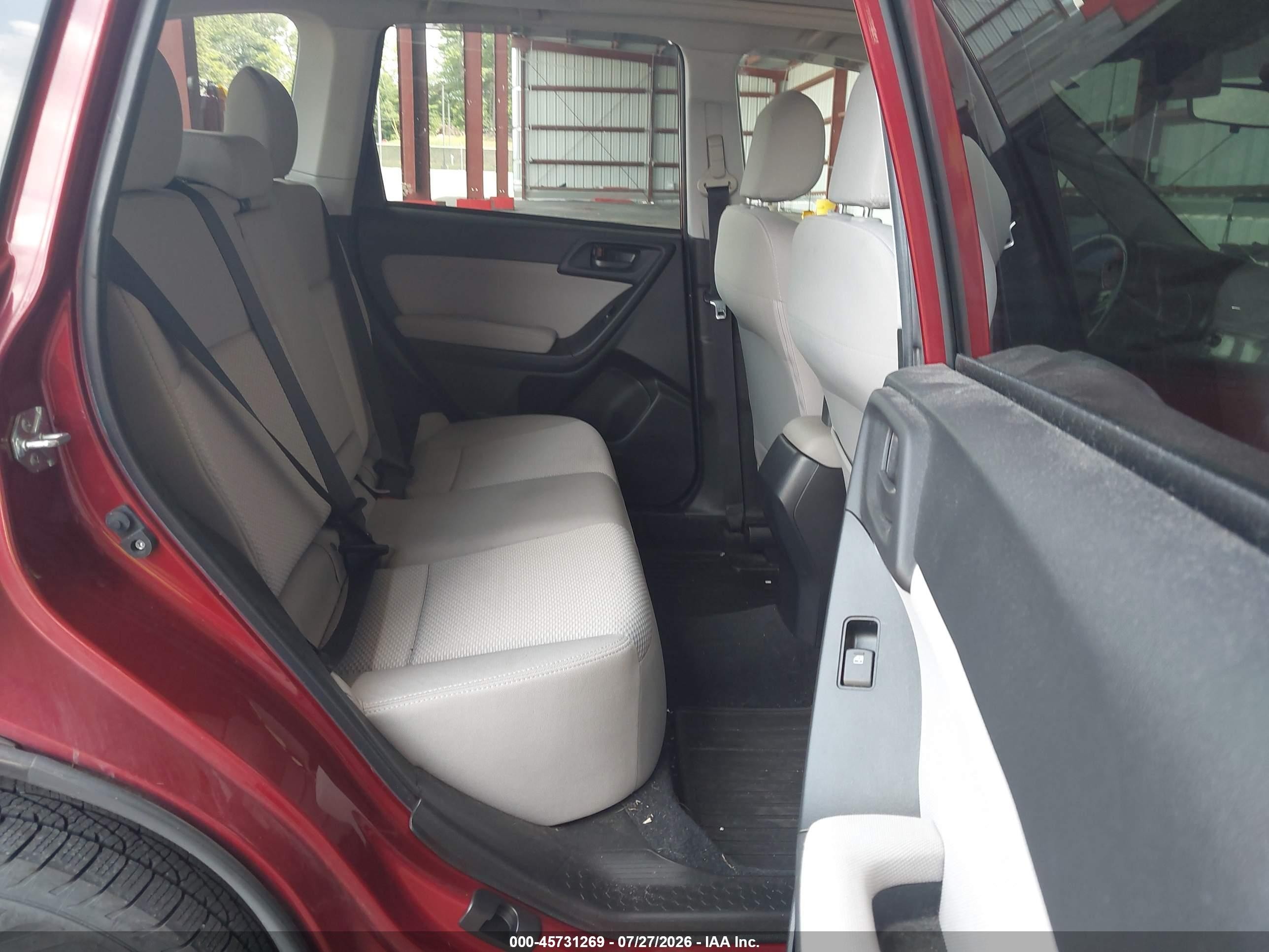 2015 Subaru Forester 2.5i Premium Red vin: JF2SJADC3FH816213