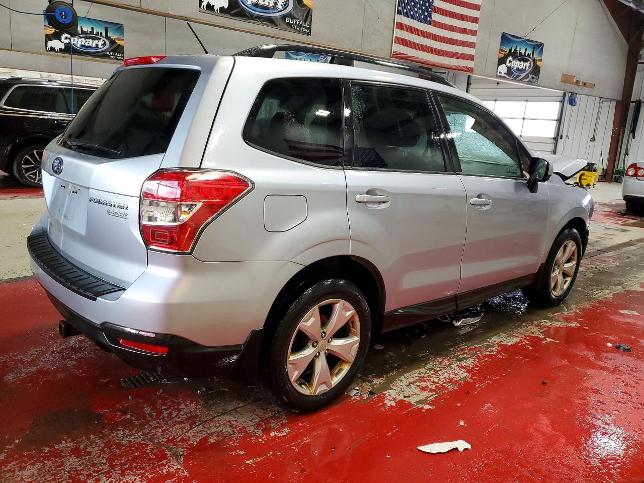2015 Subaru Forester 2.5i Premium Silver vin: JF2SJADC3FH836896