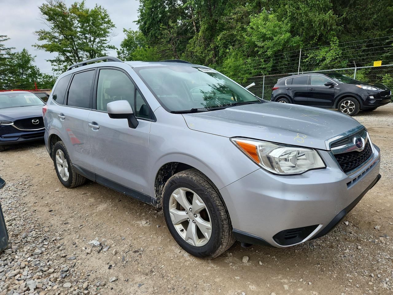 2016 Subaru Forester 2.5i Premium Silver vin: JF2SJADC3GH494464