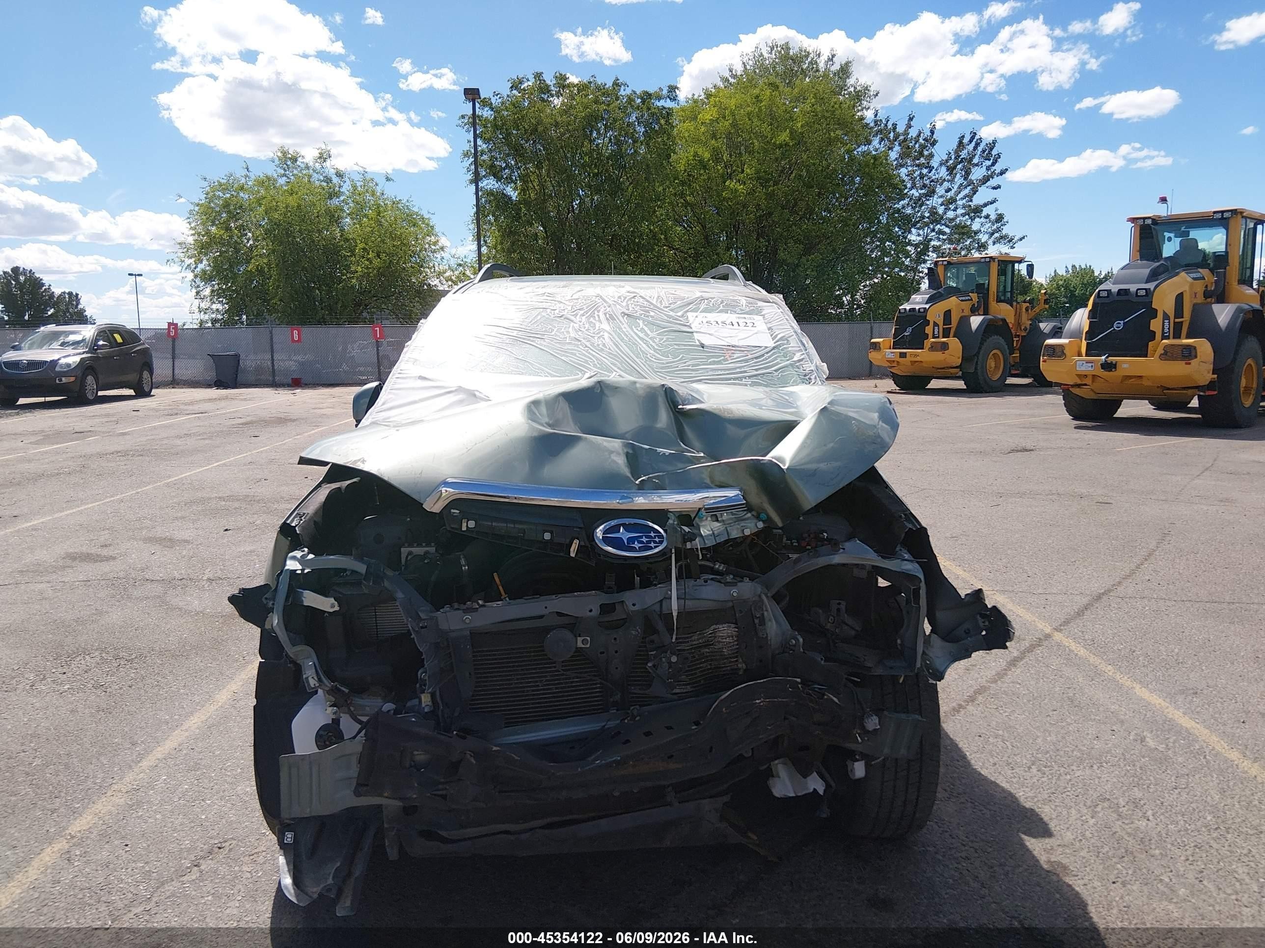 2015 Subaru Forester 2.5i Premium Green vin: JF2SJADC4FH409193