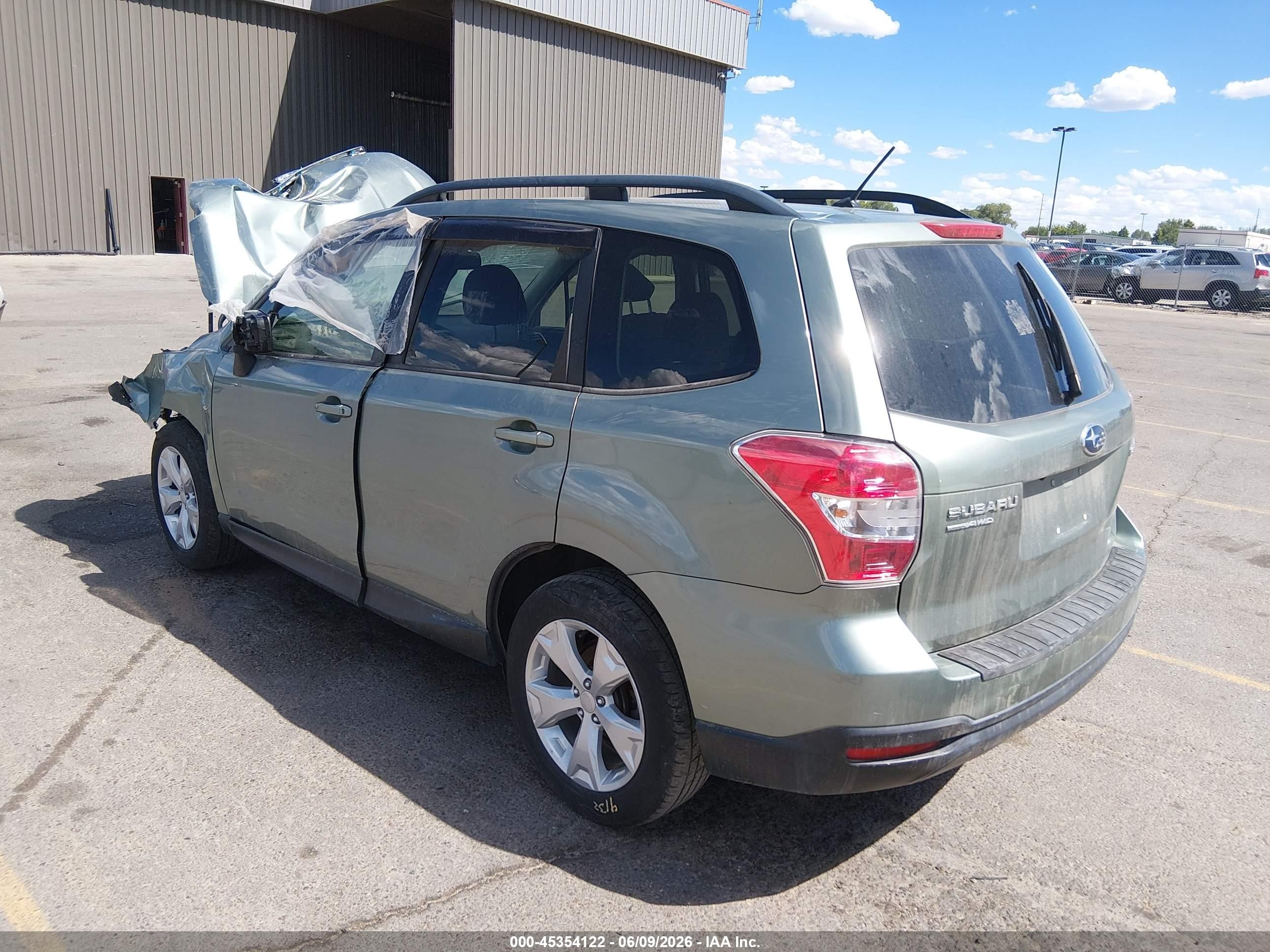 2015 Subaru Forester 2.5i Premium Green vin: JF2SJADC4FH409193