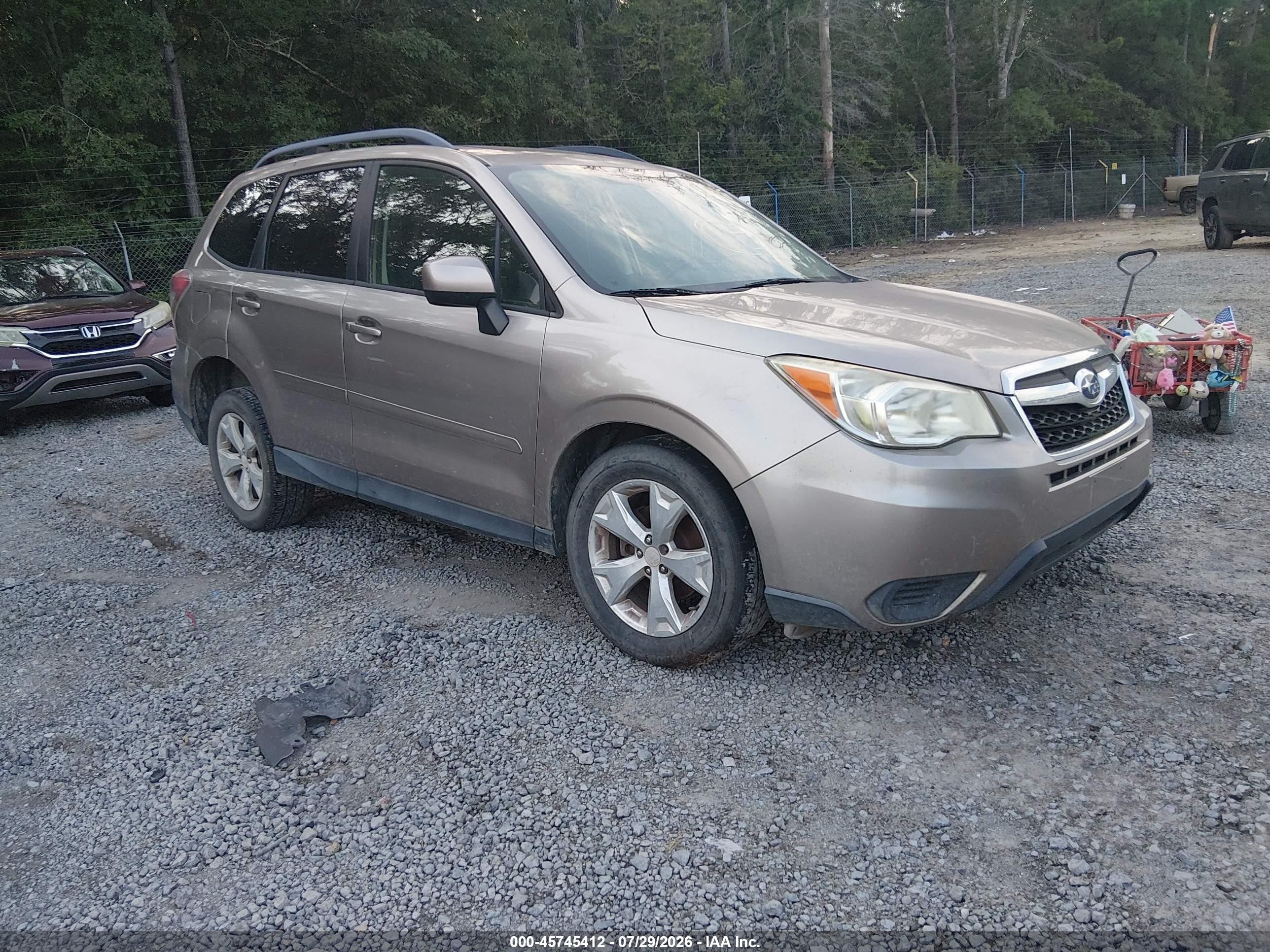 2015 Subaru Forester 2.5i Premium Gold vin: JF2SJADC4FH414524