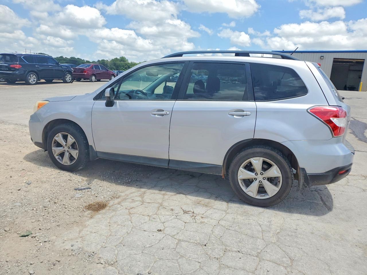 2015 Subaru Forester 2.5i Premium Silver vin: JF2SJADC4FH417052