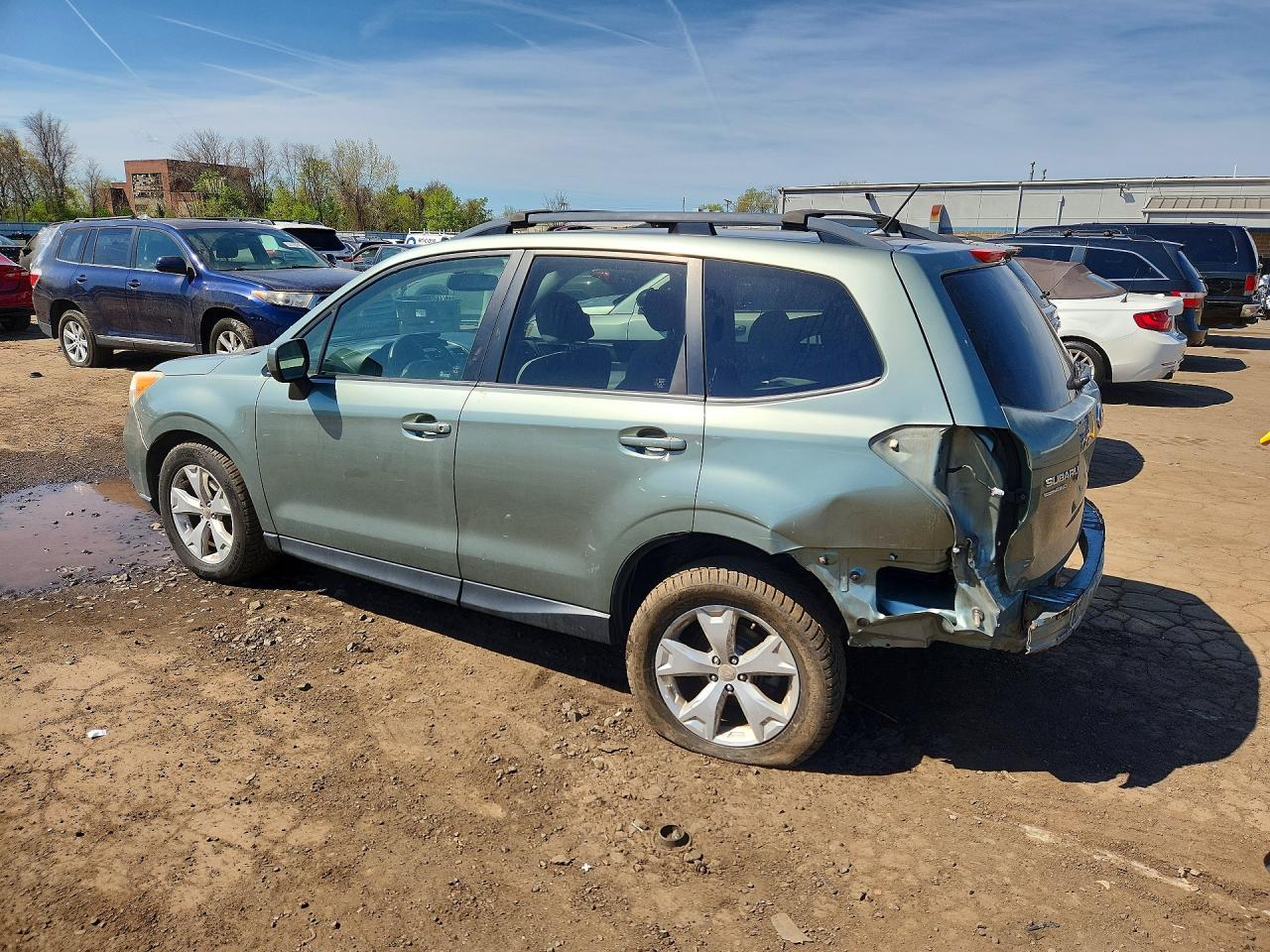 2015 Subaru Forester 2.5i Premium Green vin: JF2SJADC4FH419108