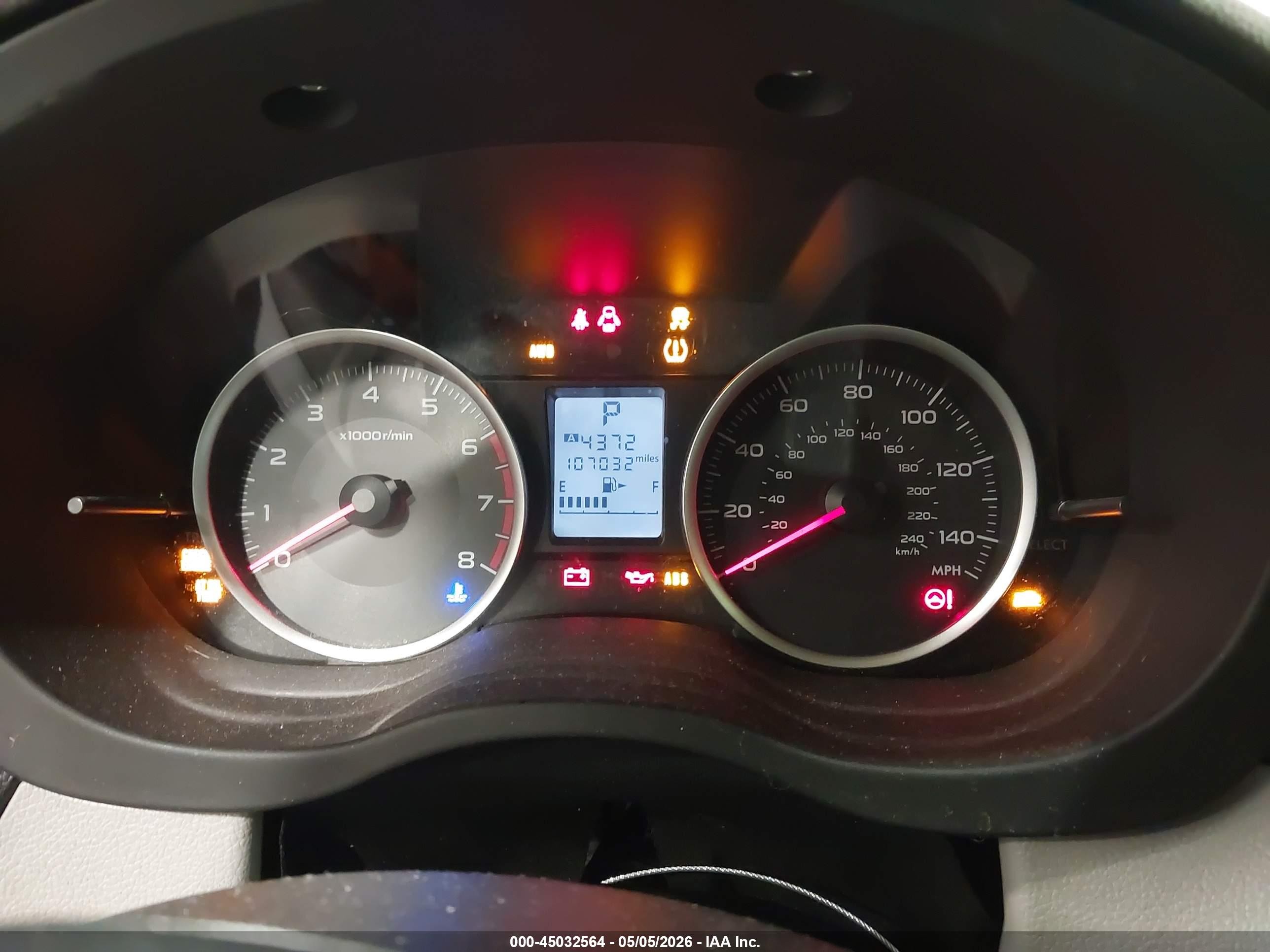 2015 Subaru Forester 2.5i Premium Серебряный vin: JF2SJADC4FH430416