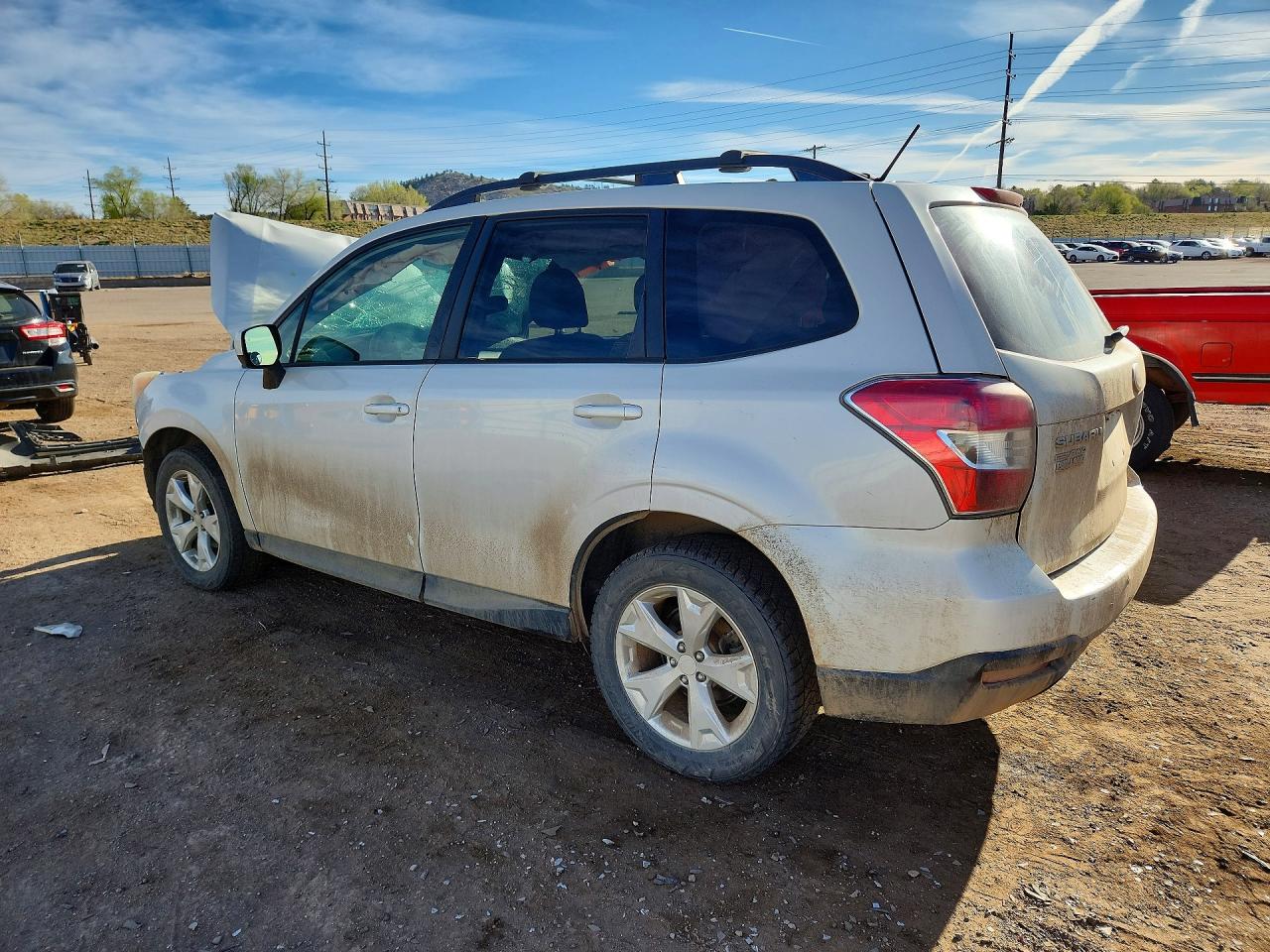 2015 Subaru Forester 2.5i Premium White vin: JF2SJADC4FH455655