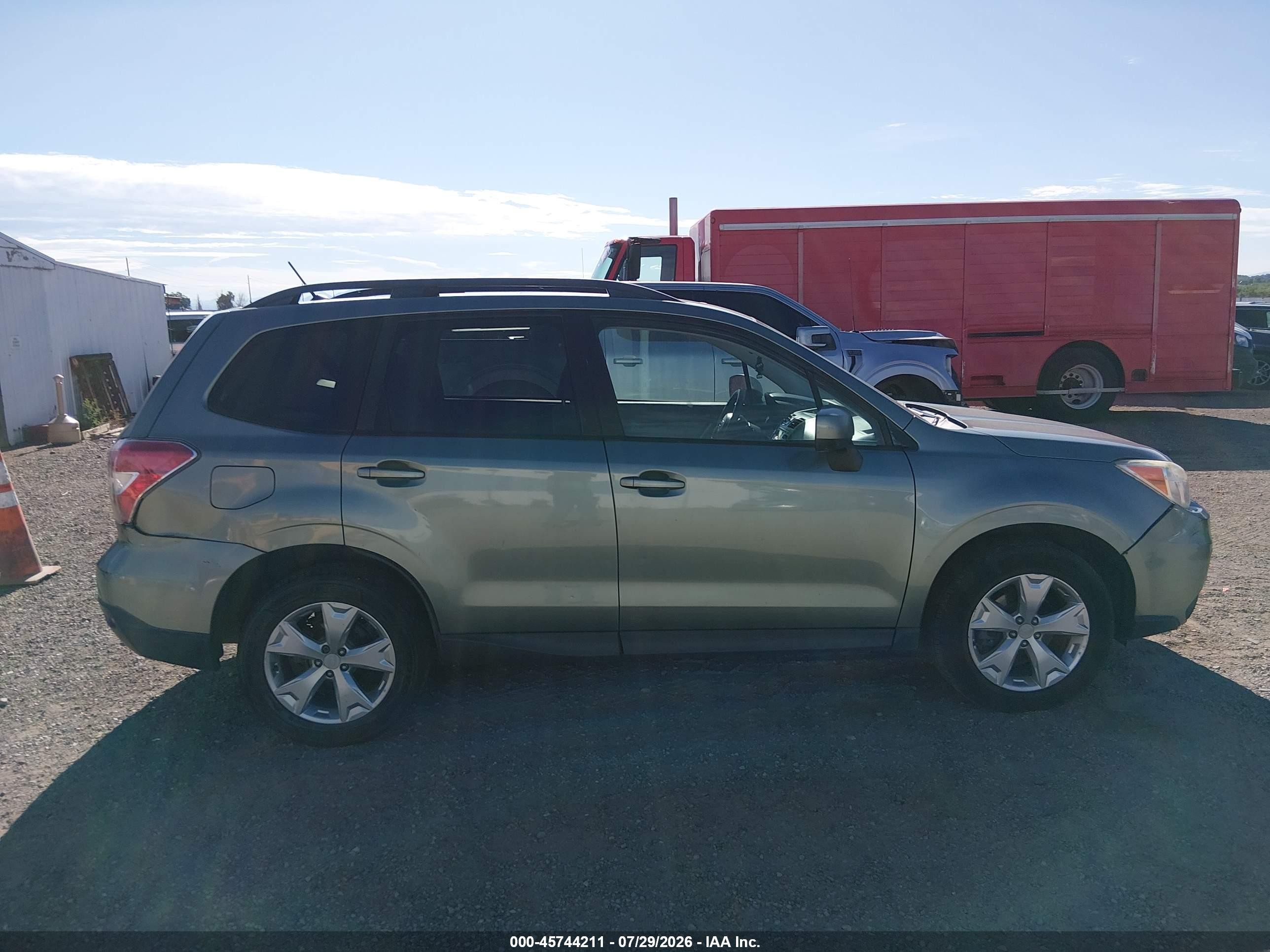 2015 Subaru Forester 2.5i Premium Green vin: JF2SJADC4FH479051