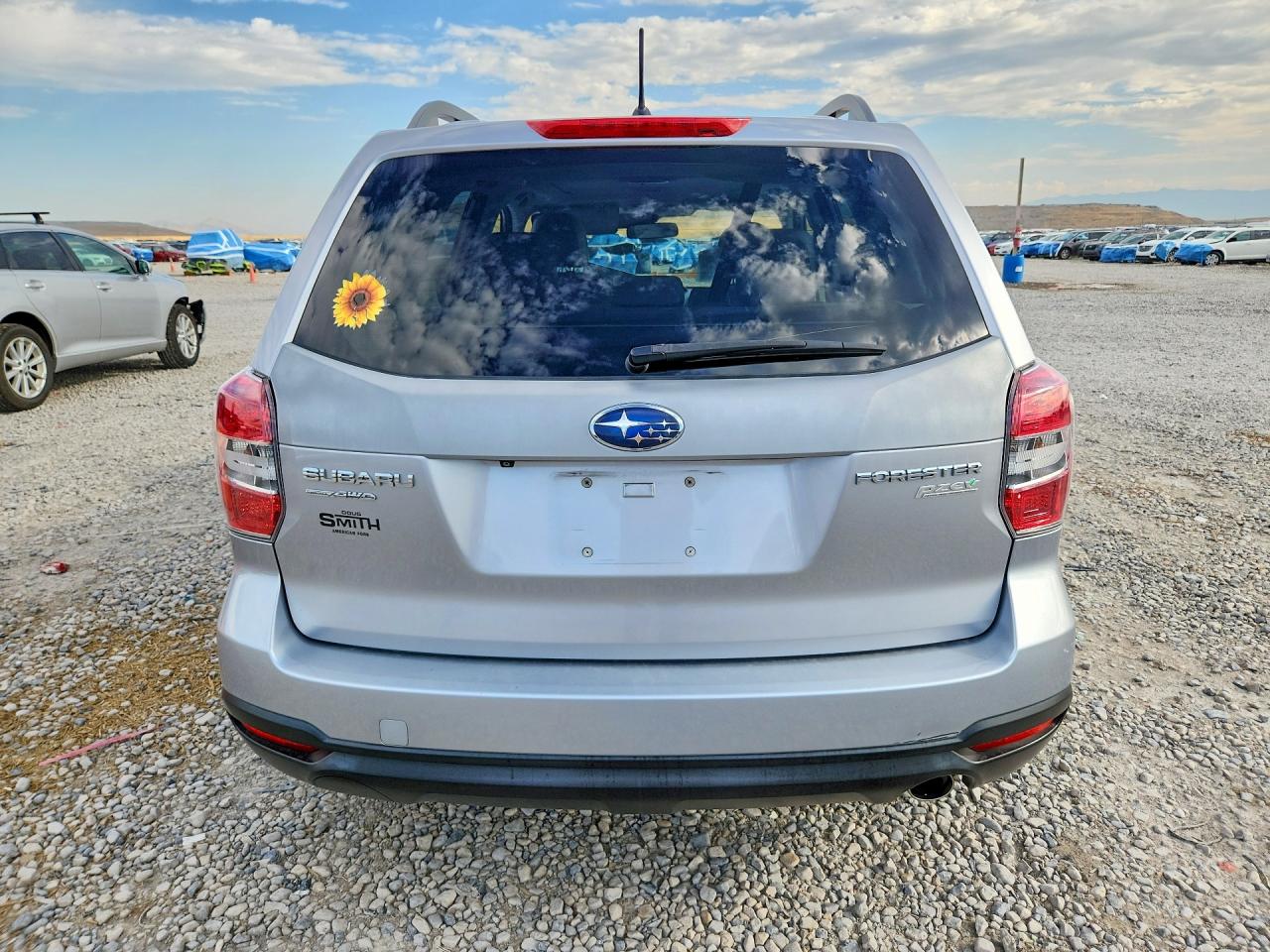 2015 Subaru Forester 2.5i Premium Silver vin: JF2SJADC4FH488588