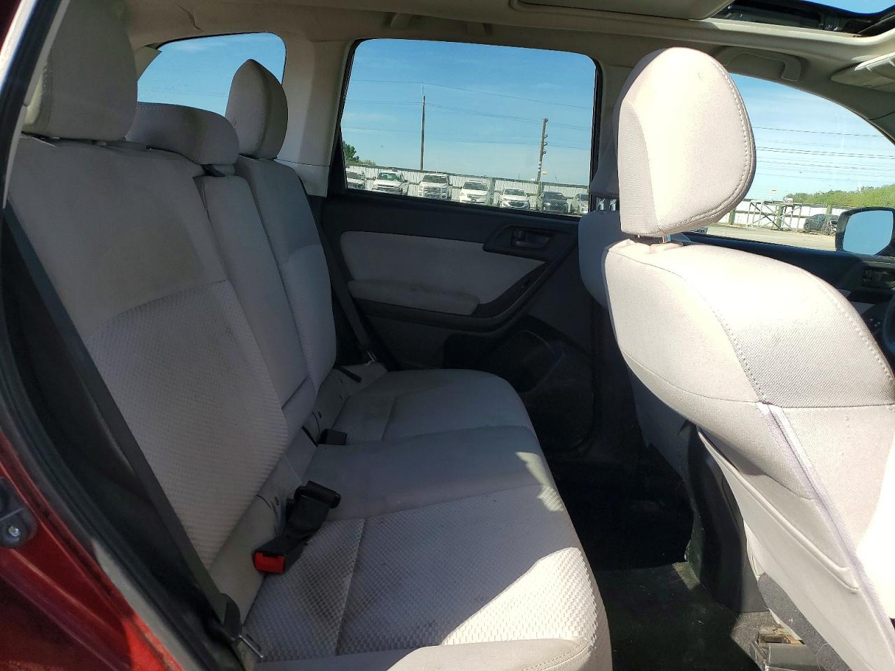 2015 Subaru Forester 2.5i Premium Red vin: JF2SJADC4FH493595