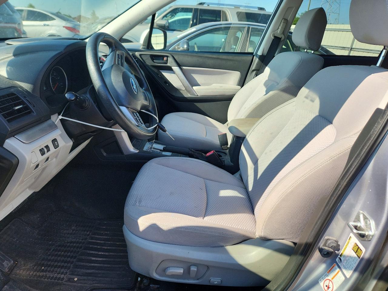 2015 Subaru Forester 2.5i Premium Серебряный vin: JF2SJADC4FH501355