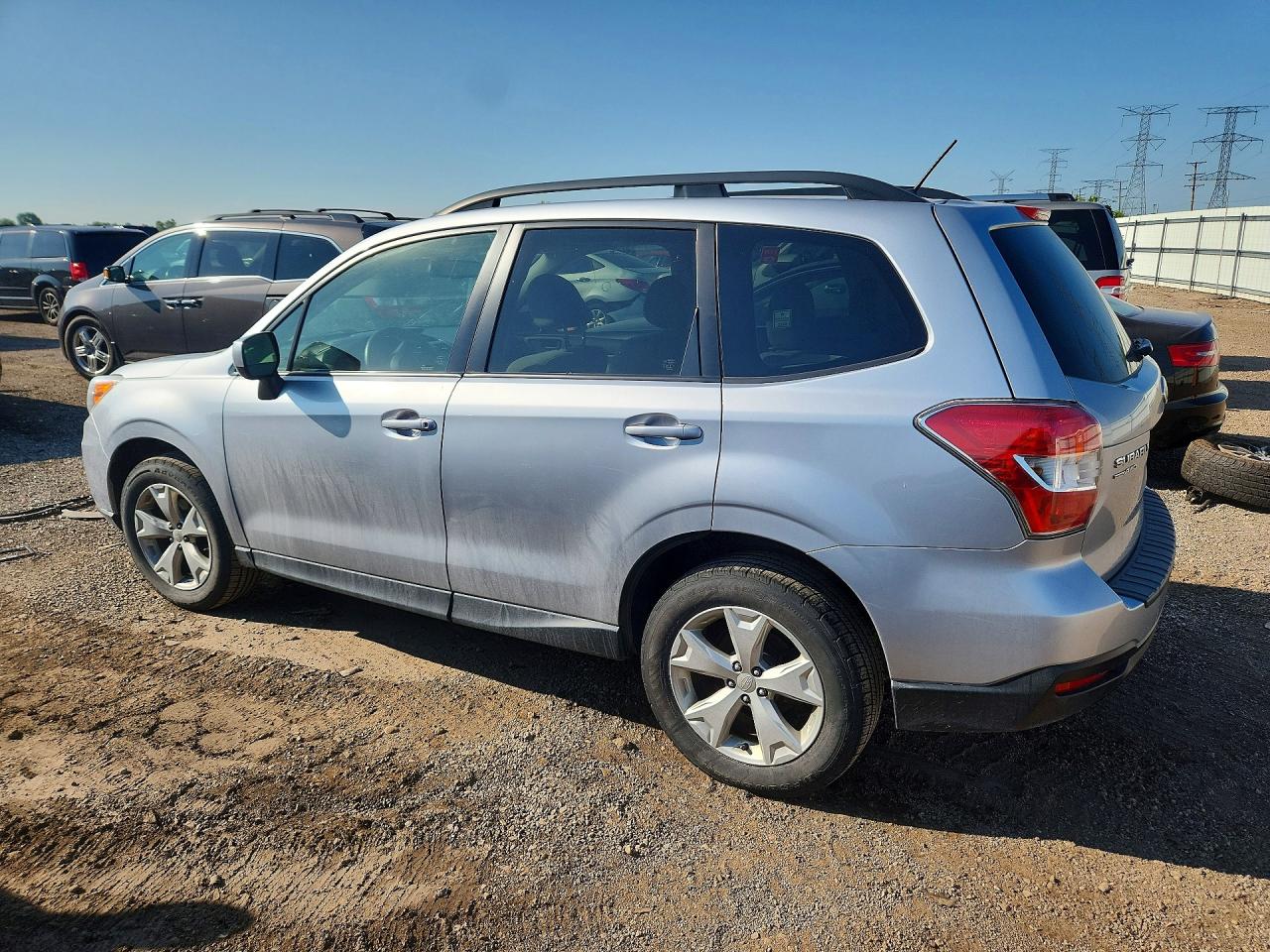 2015 Subaru Forester 2.5i Premium Серебряный vin: JF2SJADC4FH501355