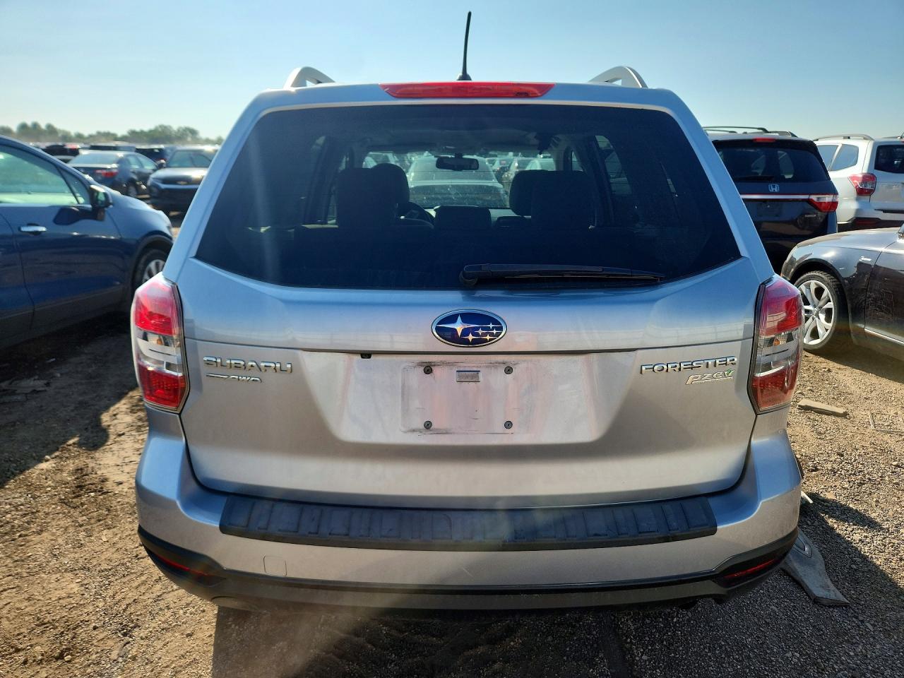 2015 Subaru Forester 2.5i Premium Серебряный vin: JF2SJADC4FH501355
