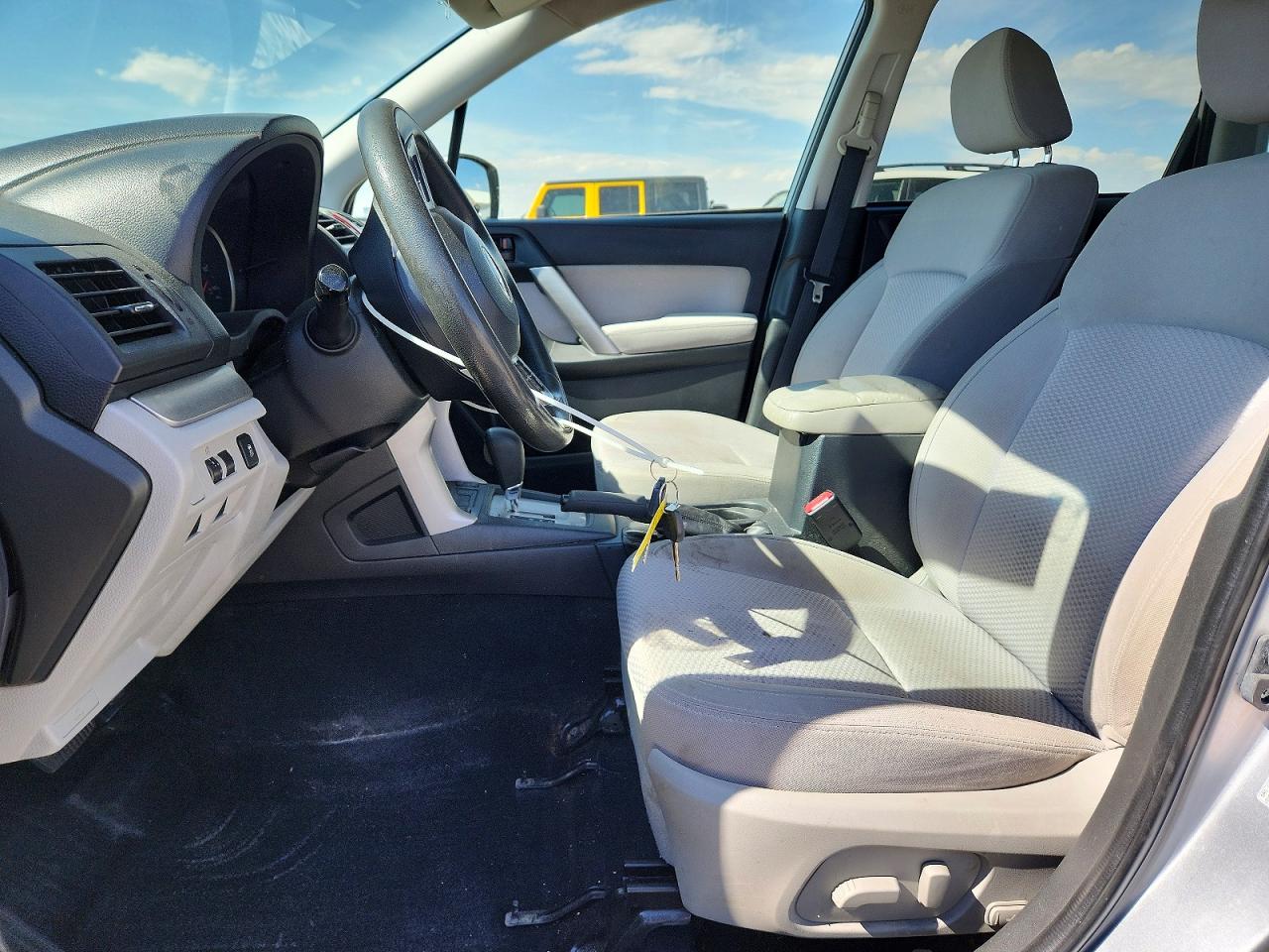 2015 Subaru Forester Premium+moonroof Silver vin: JF2SJADC4FH519838