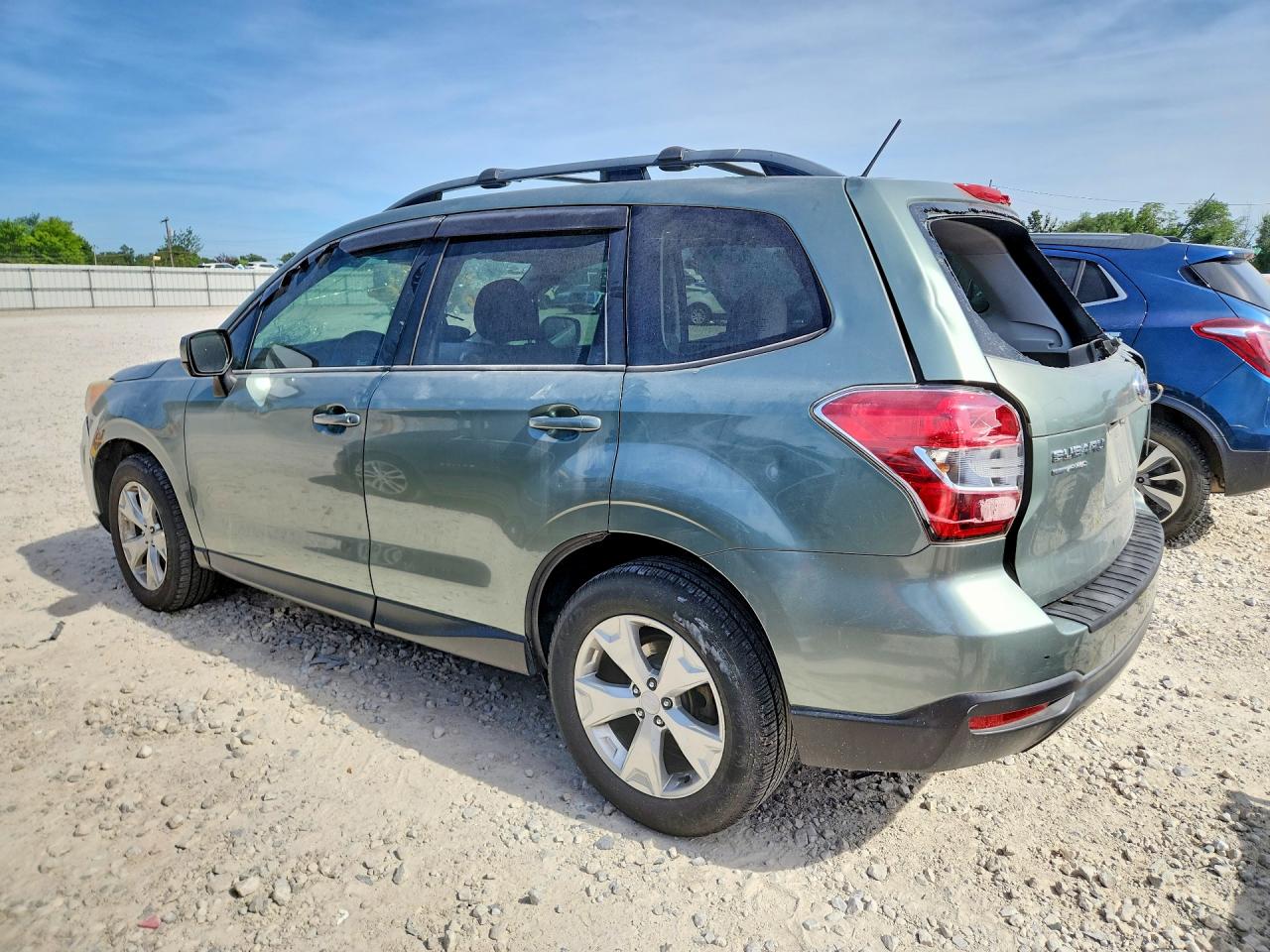 2015 Subaru Forester 2.5i Premium Green vin: JF2SJADC4FH521914
