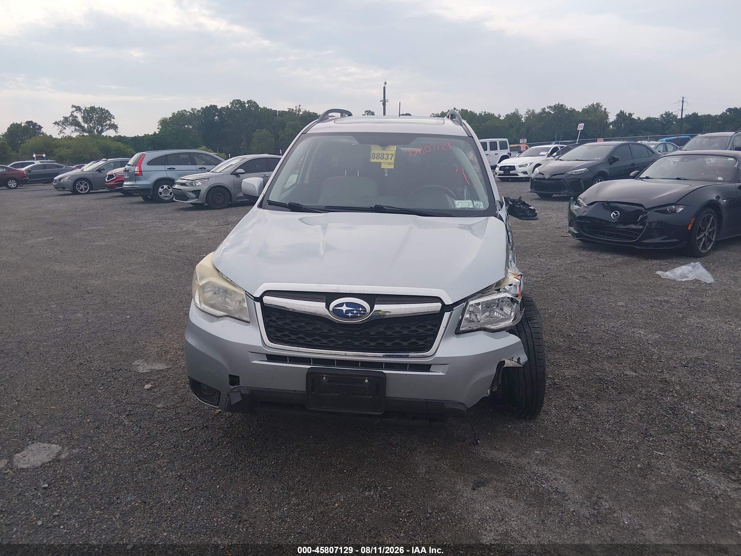 2015 Subaru Forester 2.5i Premium Silver vin: JF2SJADC4FH526076