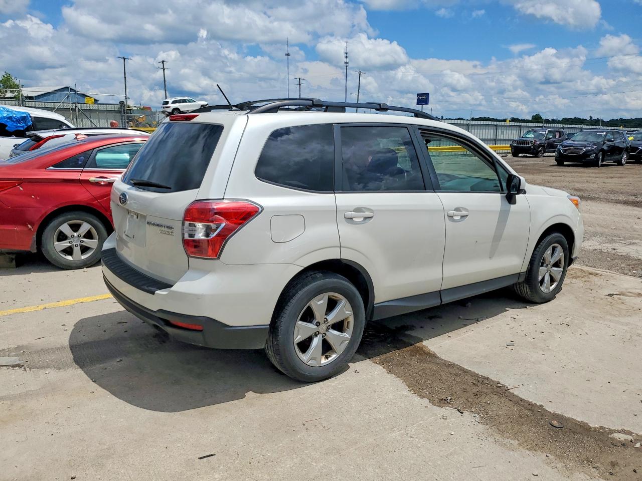 2015 Subaru Forester 2.5i Premium White vin: JF2SJADC4FH542276