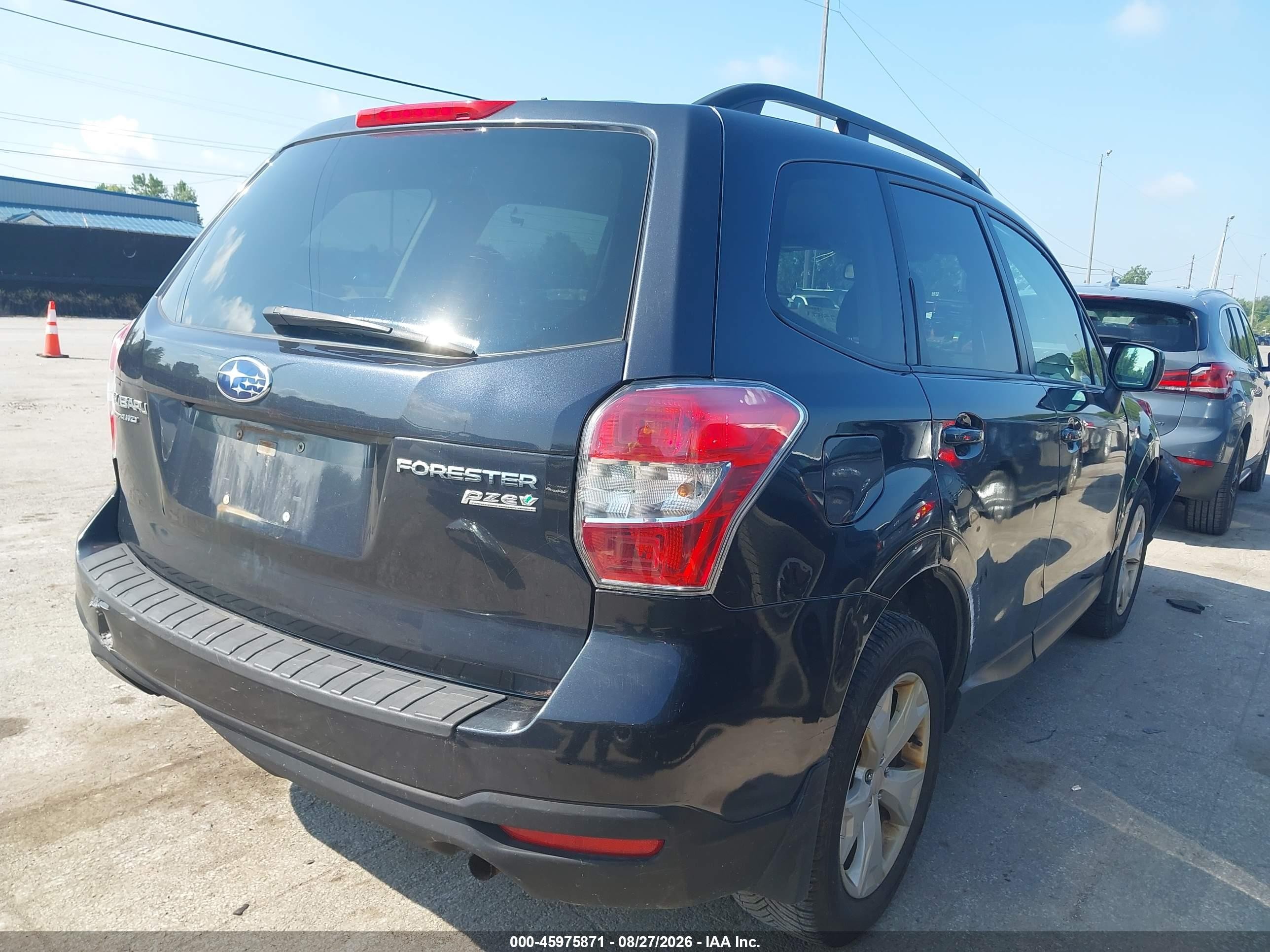 2015 Subaru Forester 2.5i Premium Gray vin: JF2SJADC4FH568909