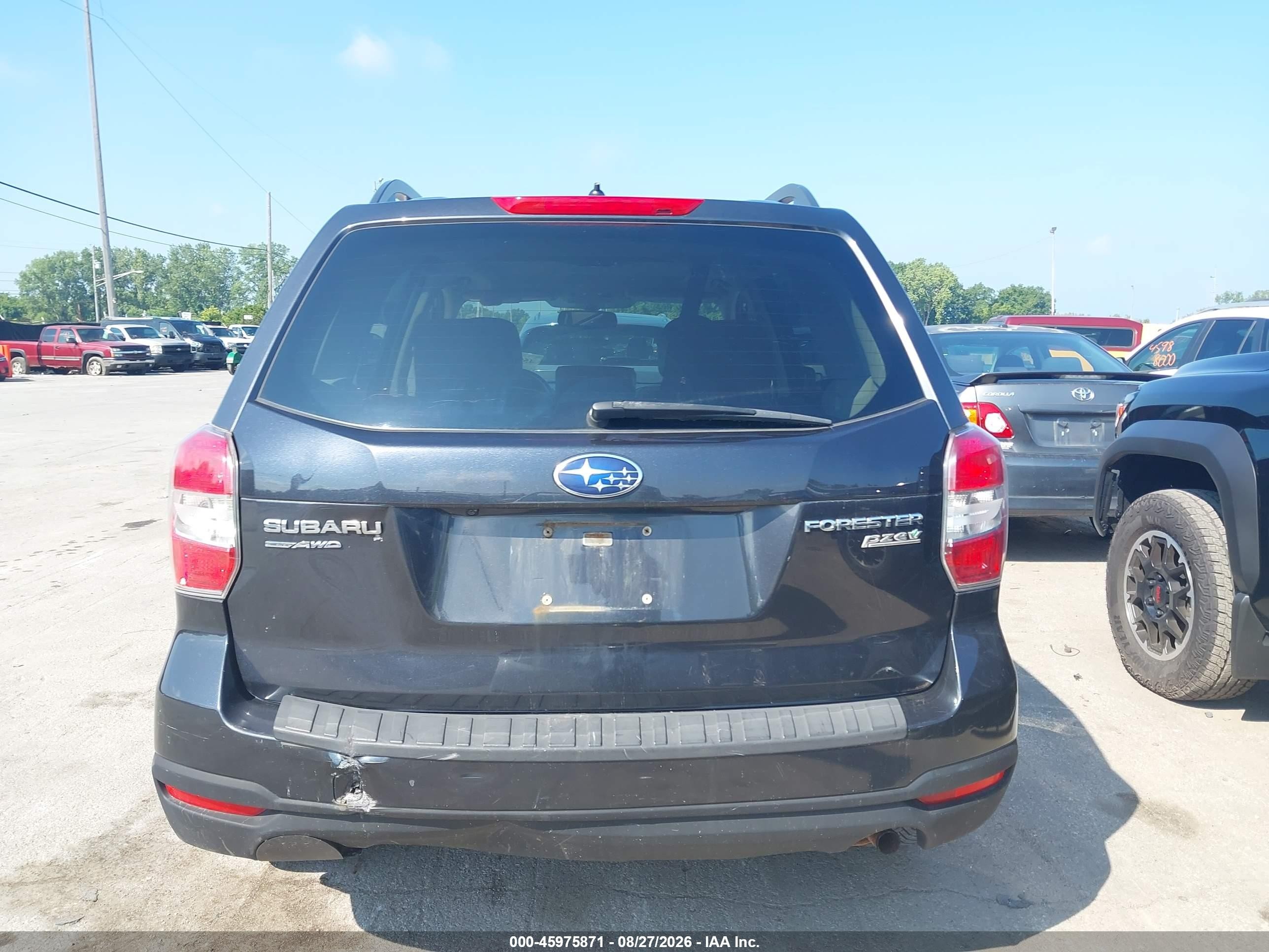 2015 Subaru Forester 2.5i Premium Gray vin: JF2SJADC4FH568909