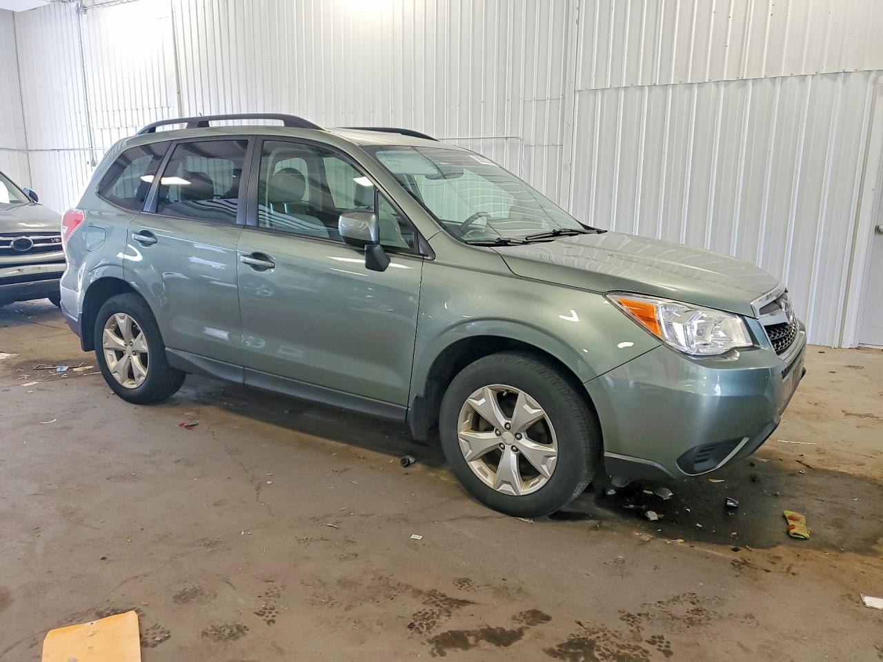 2015 Subaru Forester 2.5i Premium Green vin: JF2SJADC4FH584690