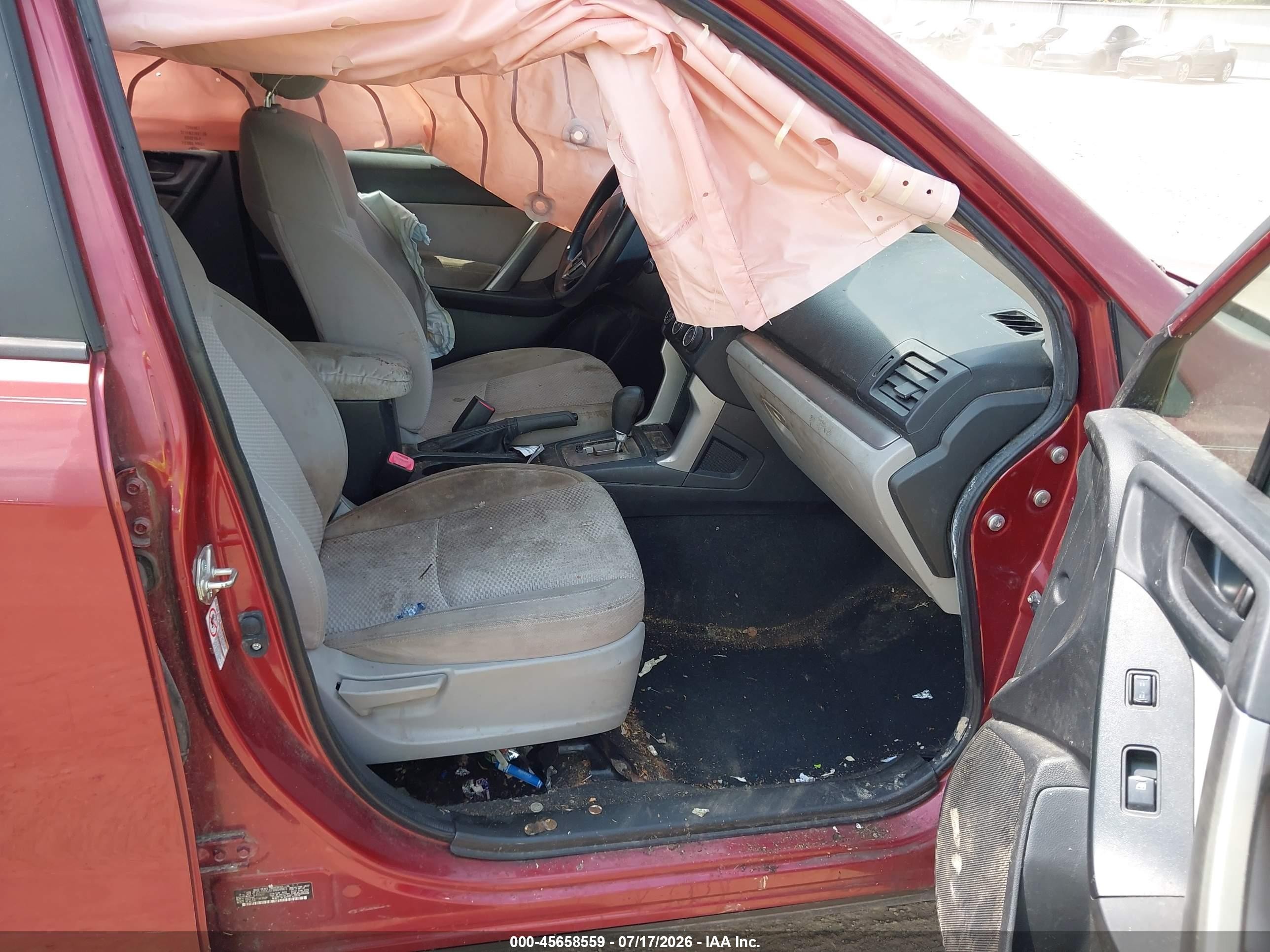 2015 Subaru Forester 2.5i Premium Burgundy vin: JF2SJADC4FH804863