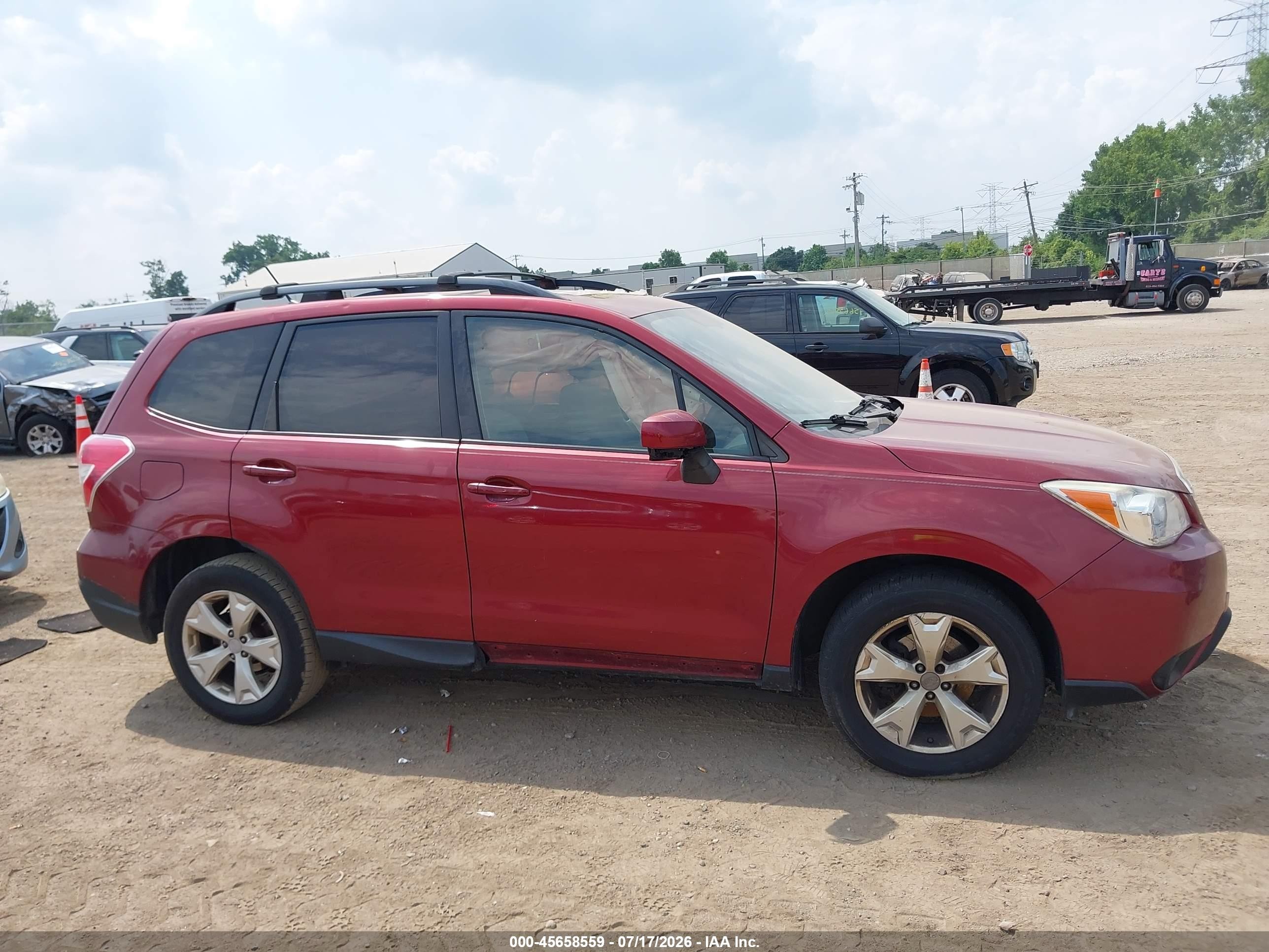 2015 Subaru Forester 2.5i Premium Burgundy vin: JF2SJADC4FH804863
