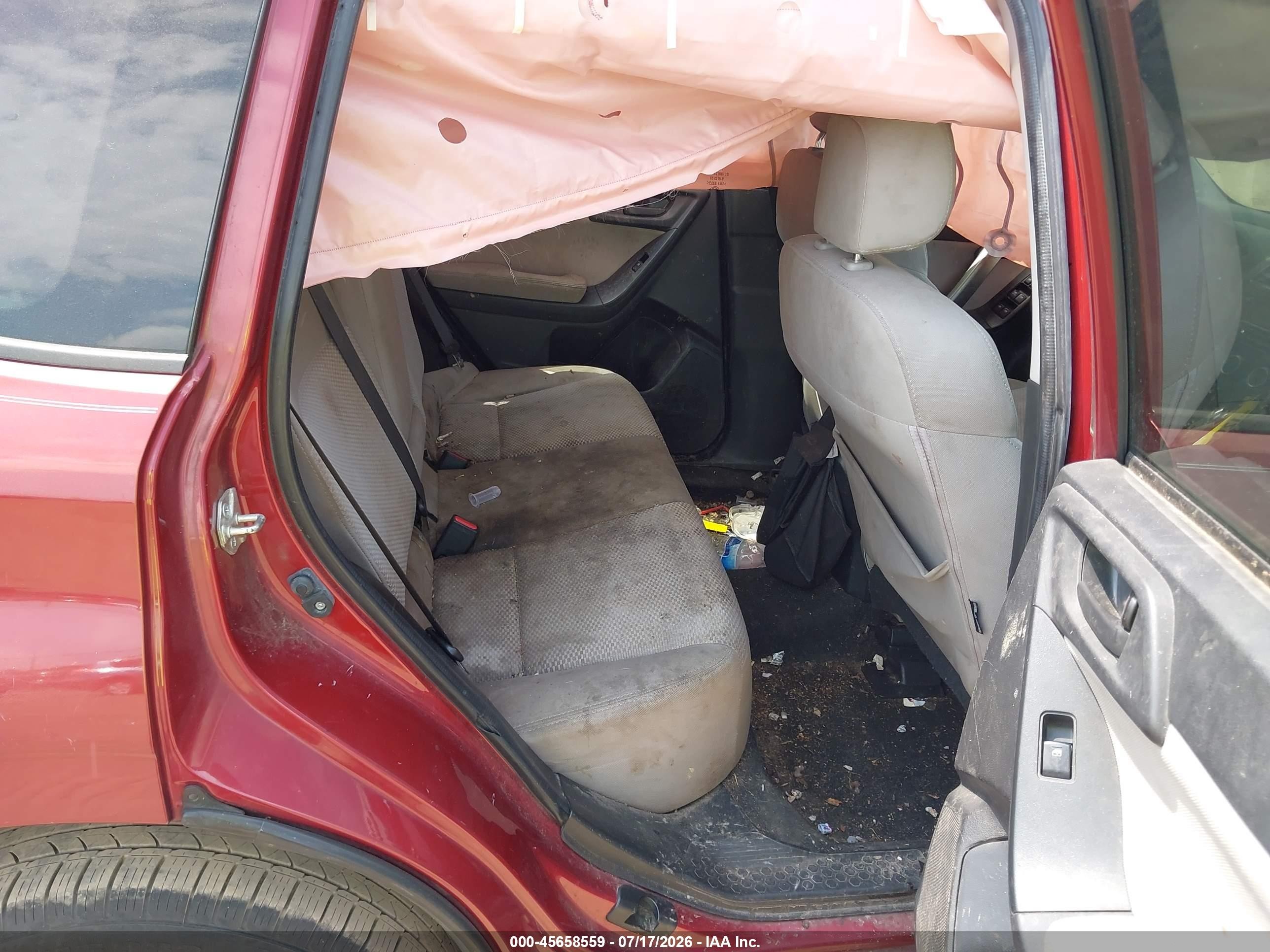 2015 Subaru Forester 2.5i Premium Burgundy vin: JF2SJADC4FH804863