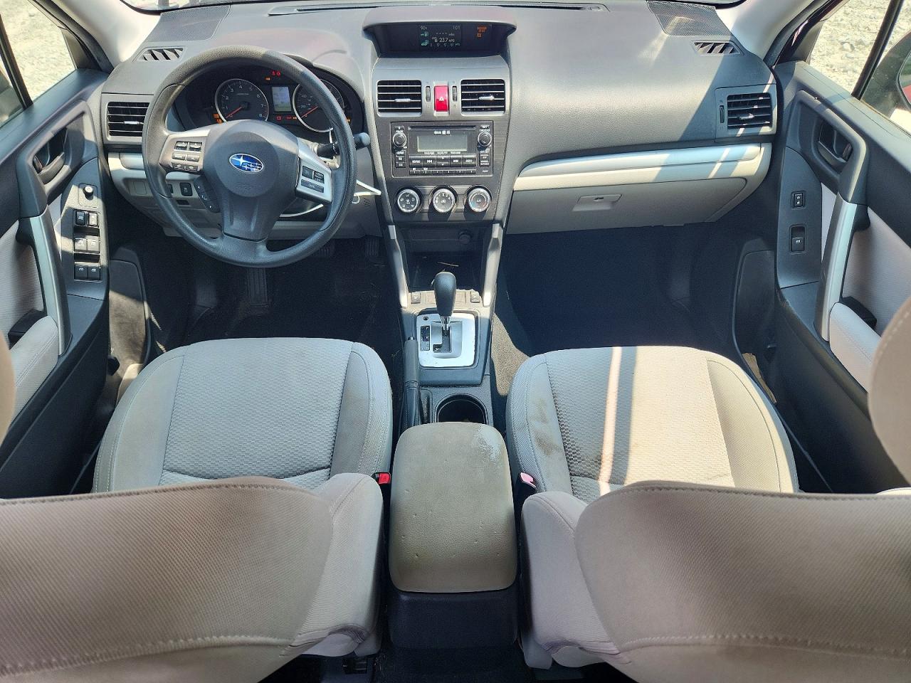 2015 Subaru Forester 2.5i Premium Burgundy vin: JF2SJADC4FH828743