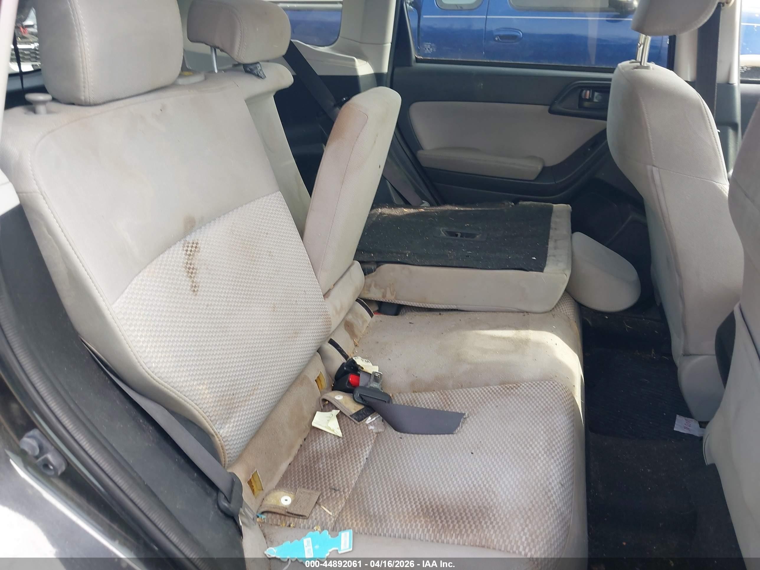 2016 Subaru Forester 2.5i Premium Gray vin: JF2SJADC4GH540089