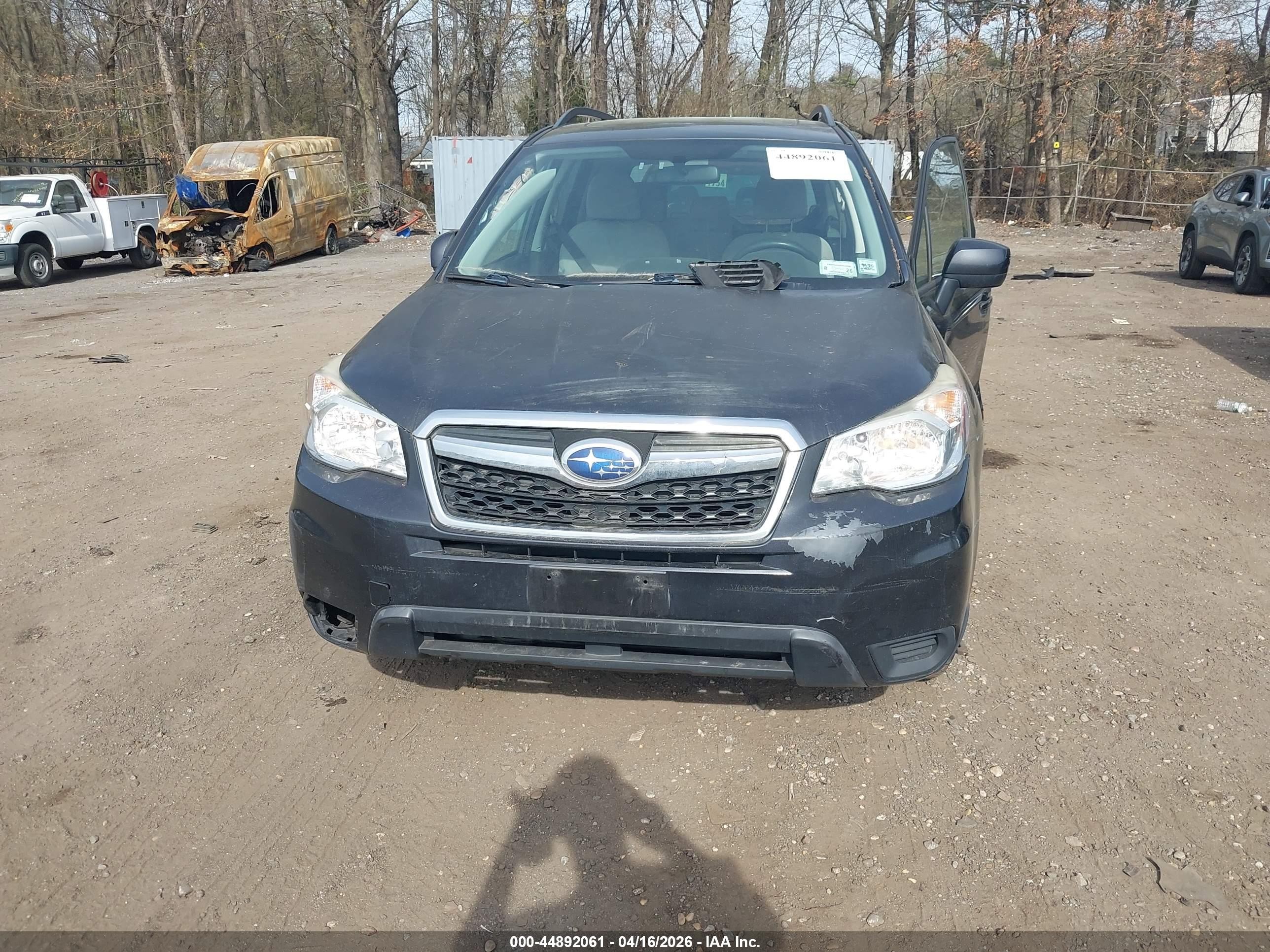 2016 Subaru Forester 2.5i Premium Gray vin: JF2SJADC4GH540089