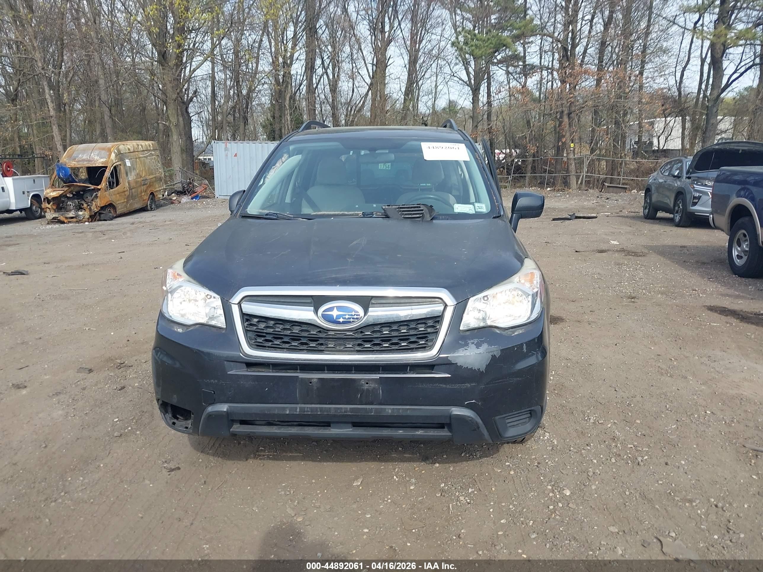 2016 Subaru Forester 2.5i Premium Gray vin: JF2SJADC4GH540089