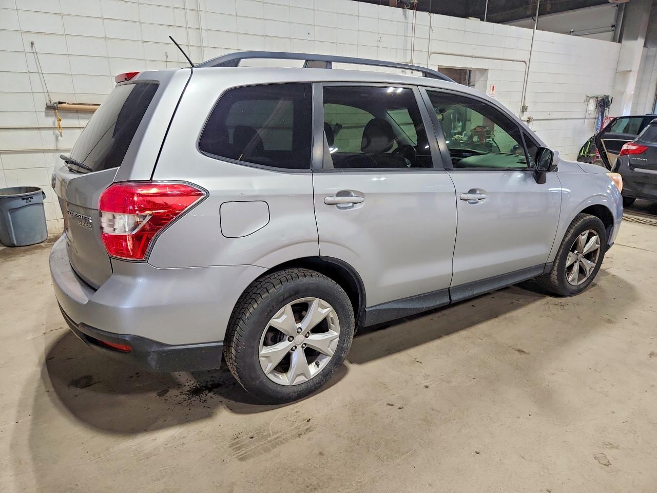 2014 Subaru Forester 2.5i Premium Silver vin: JF2SJADC5EH403062